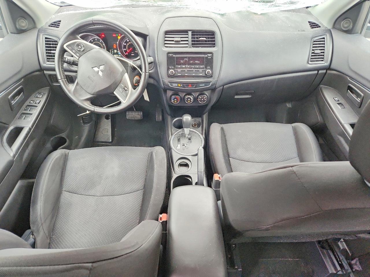 2015 Mitsubishi Outlander Sport Es Silver vin: 4A4AP3AW7FE037328