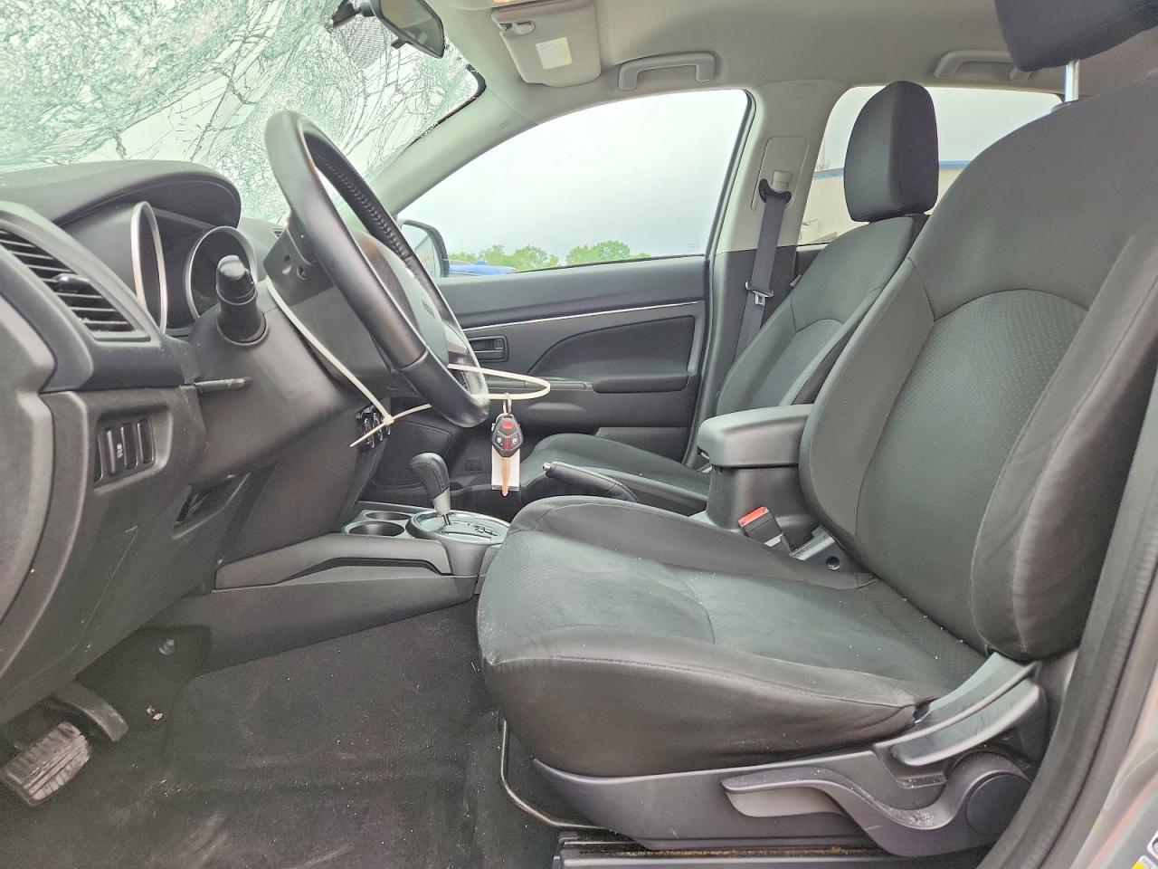 2015 Mitsubishi Outlander Sport Es Silver vin: 4A4AP3AW7FE037328