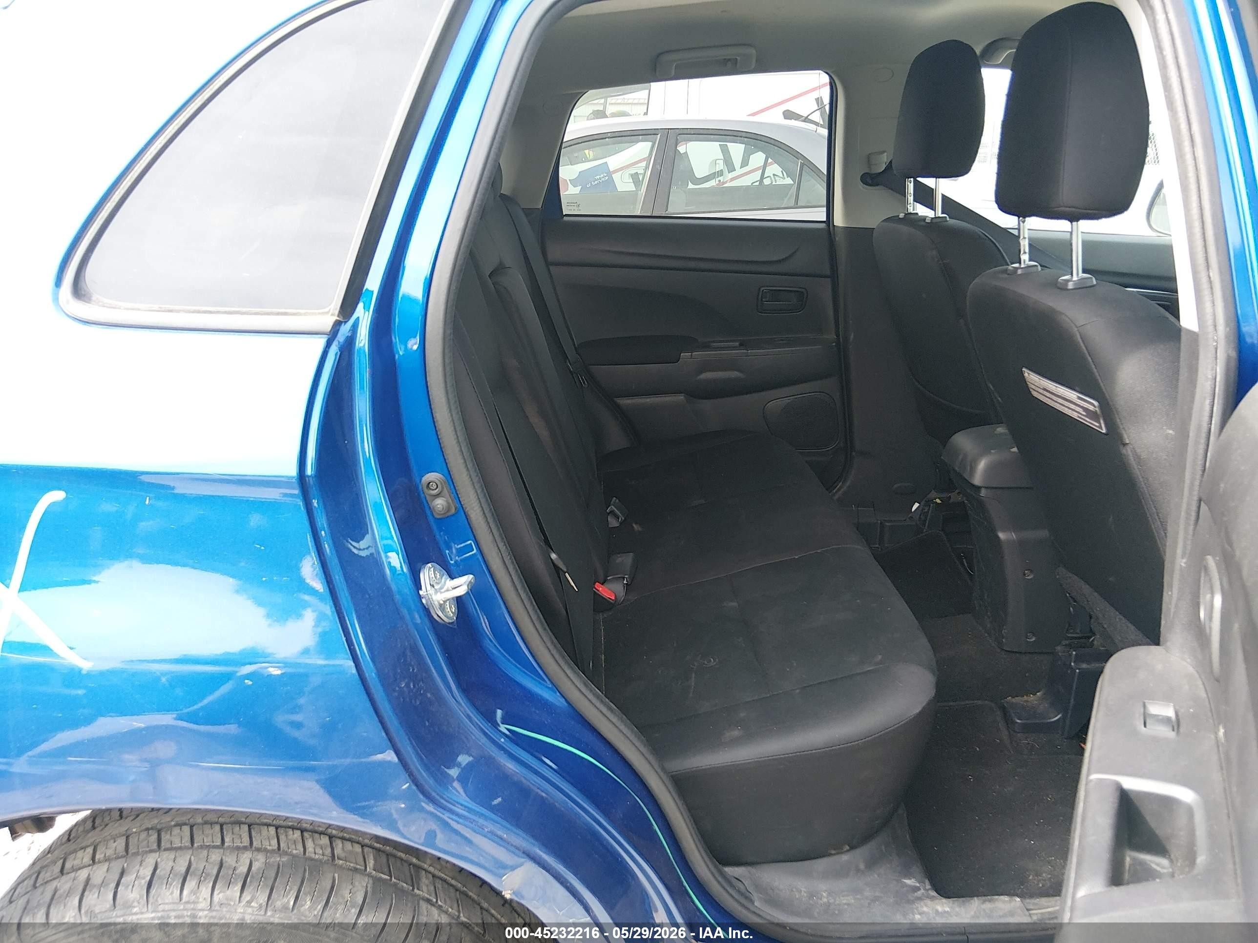 2015 Mitsubishi Outlander Sport Es Blue vin: 4A4AP3AW8FE052713