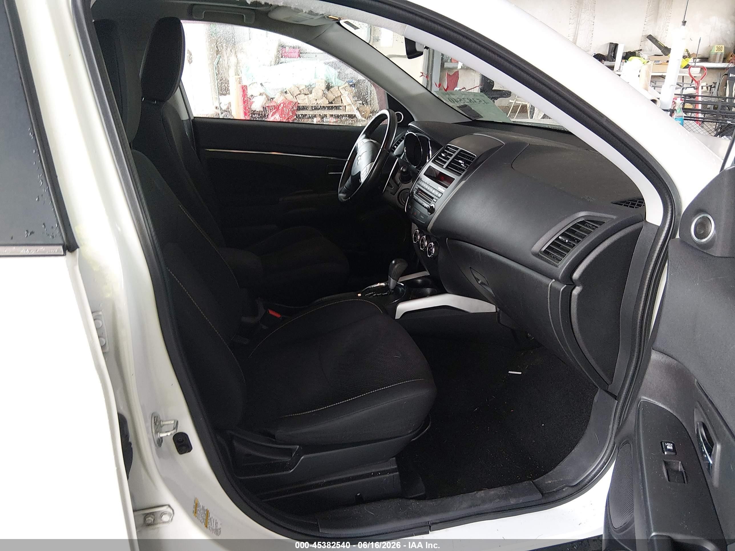 2013 Mitsubishi Outlander Sport Se White vin: 4A4AP4AU0DE007945