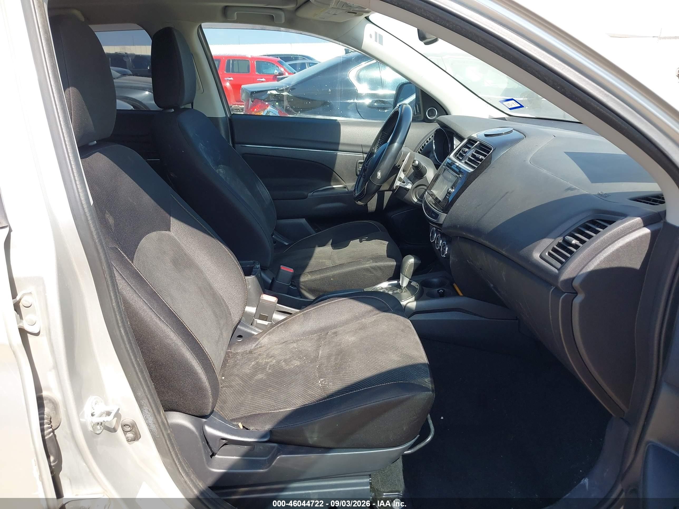 2015 Mitsubishi Outlander Sport Se Silver vin: 4A4AP4AU1FE042836