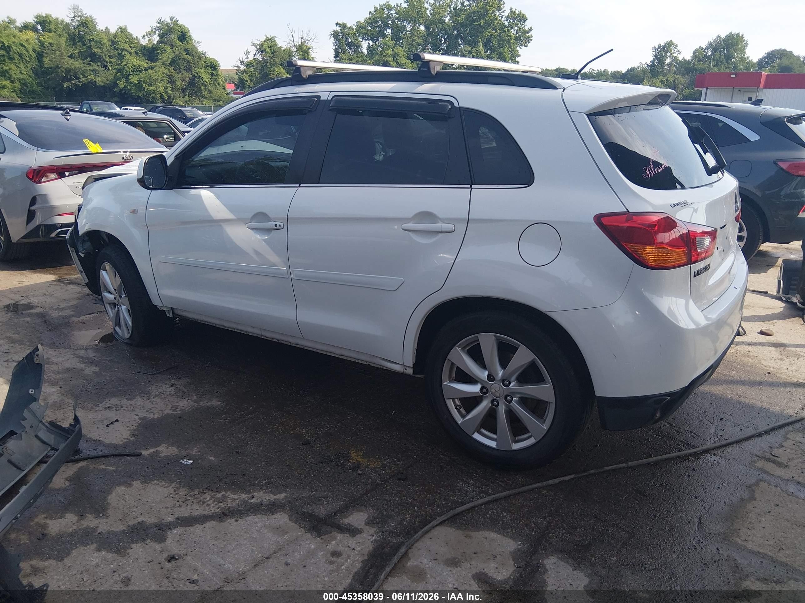 2015 Mitsubishi Outlander Sport Se White vin: 4A4AP4AU2FE010123