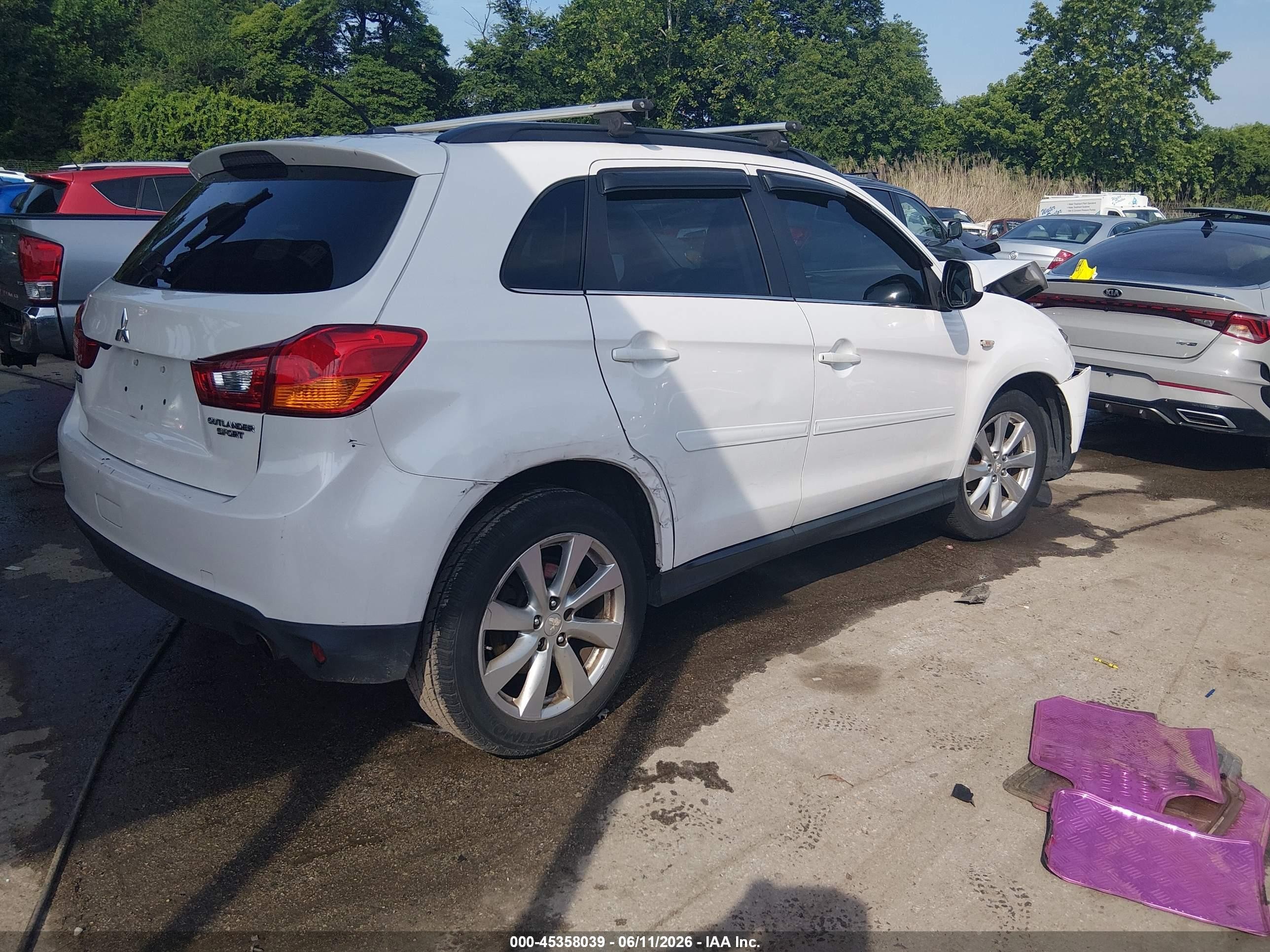 2015 Mitsubishi Outlander Sport Se White vin: 4A4AP4AU2FE010123