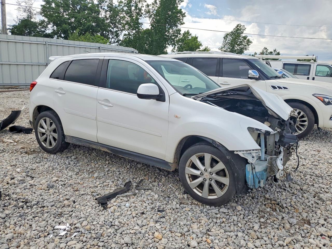 2014 Mitsubishi Outlander Sport Se Белый vin: 4A4AP4AU3EE020688