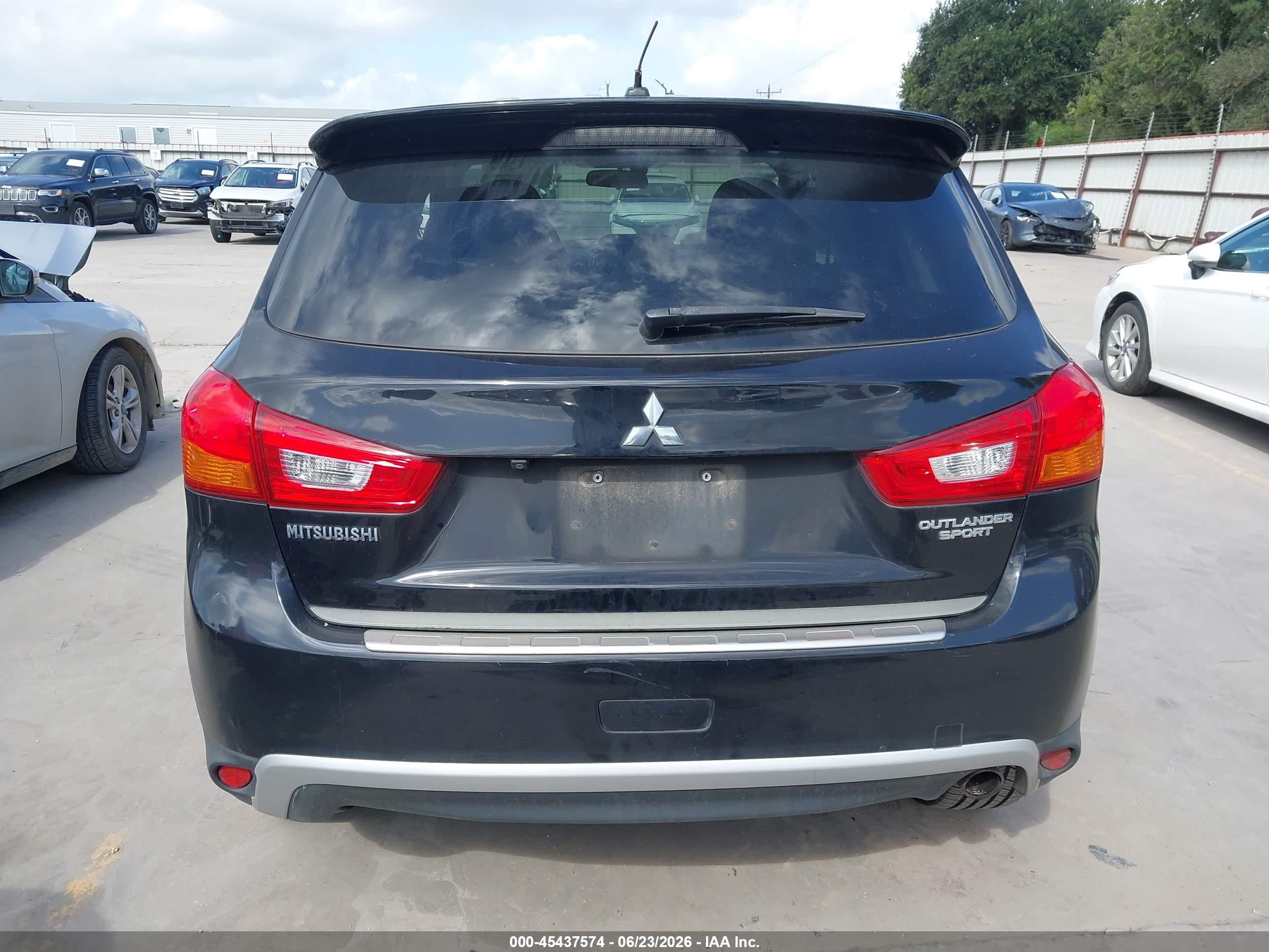 2015 Mitsubishi Outlander Sport Se Черный vin: 4A4AP4AU4FE062725