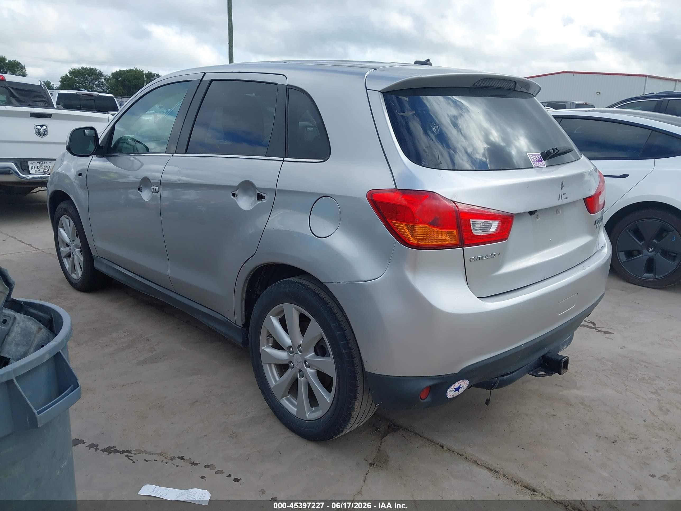 2015 Mitsubishi Outlander Sport Se Серебряный vin: 4A4AP4AU6FE061835