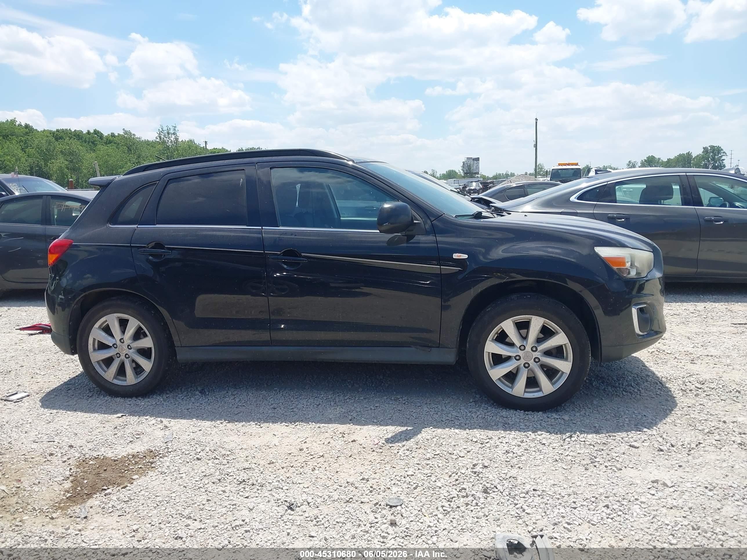 2014 Mitsubishi Outlander Sport Se Черный vin: 4A4AP4AU8EE002512