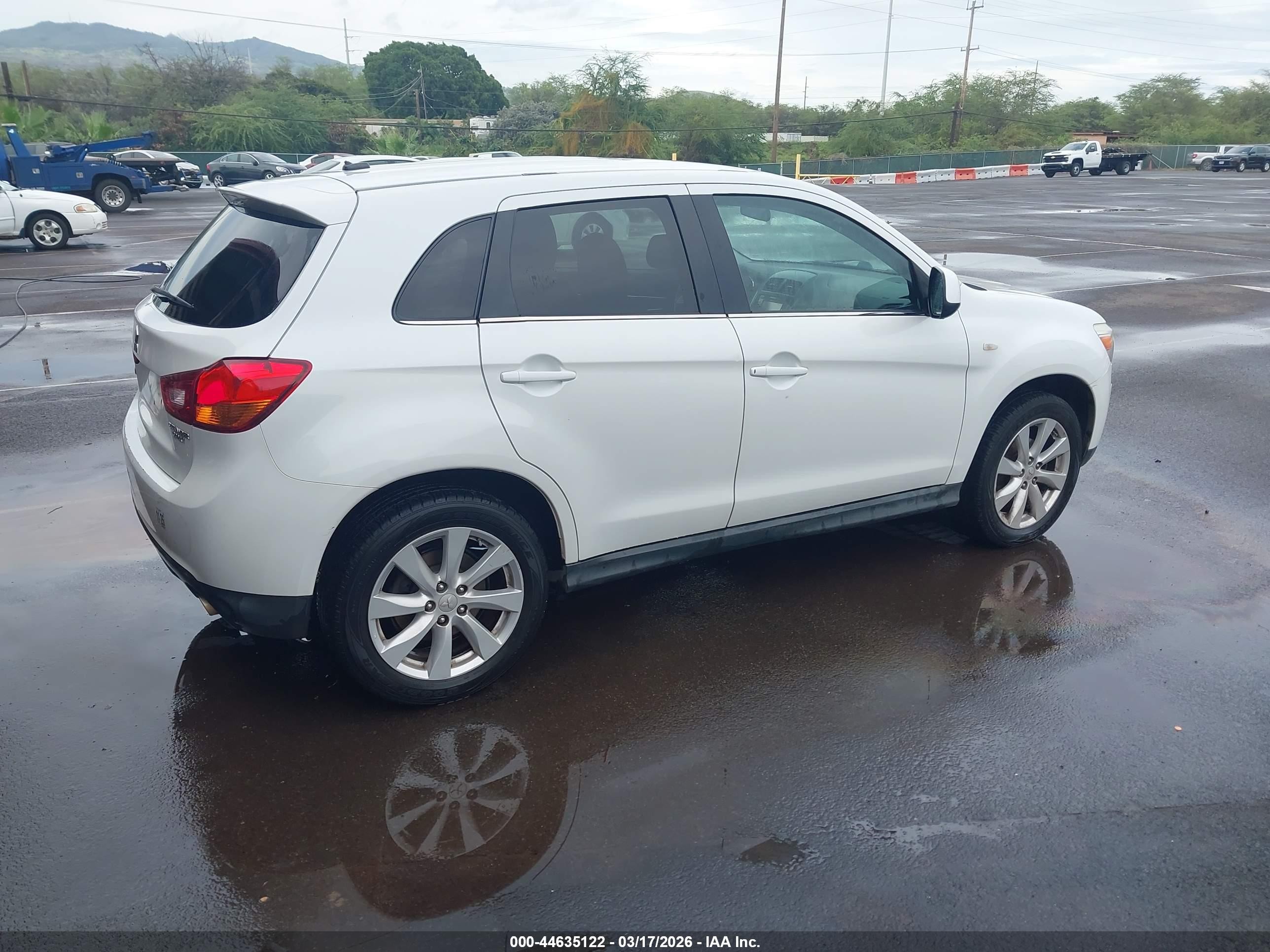 2014 Mitsubishi Outlander Sport Se White vin: 4A4AP4AU9EE020209
