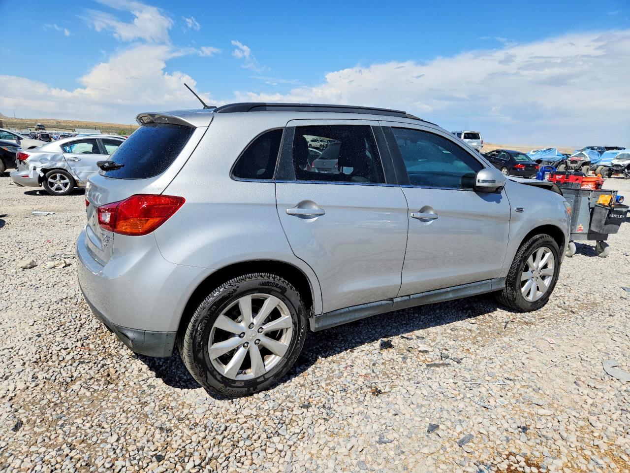 2015 Mitsubishi Outlander Sport Se Silver vin: 4A4AP4AW7FE042311