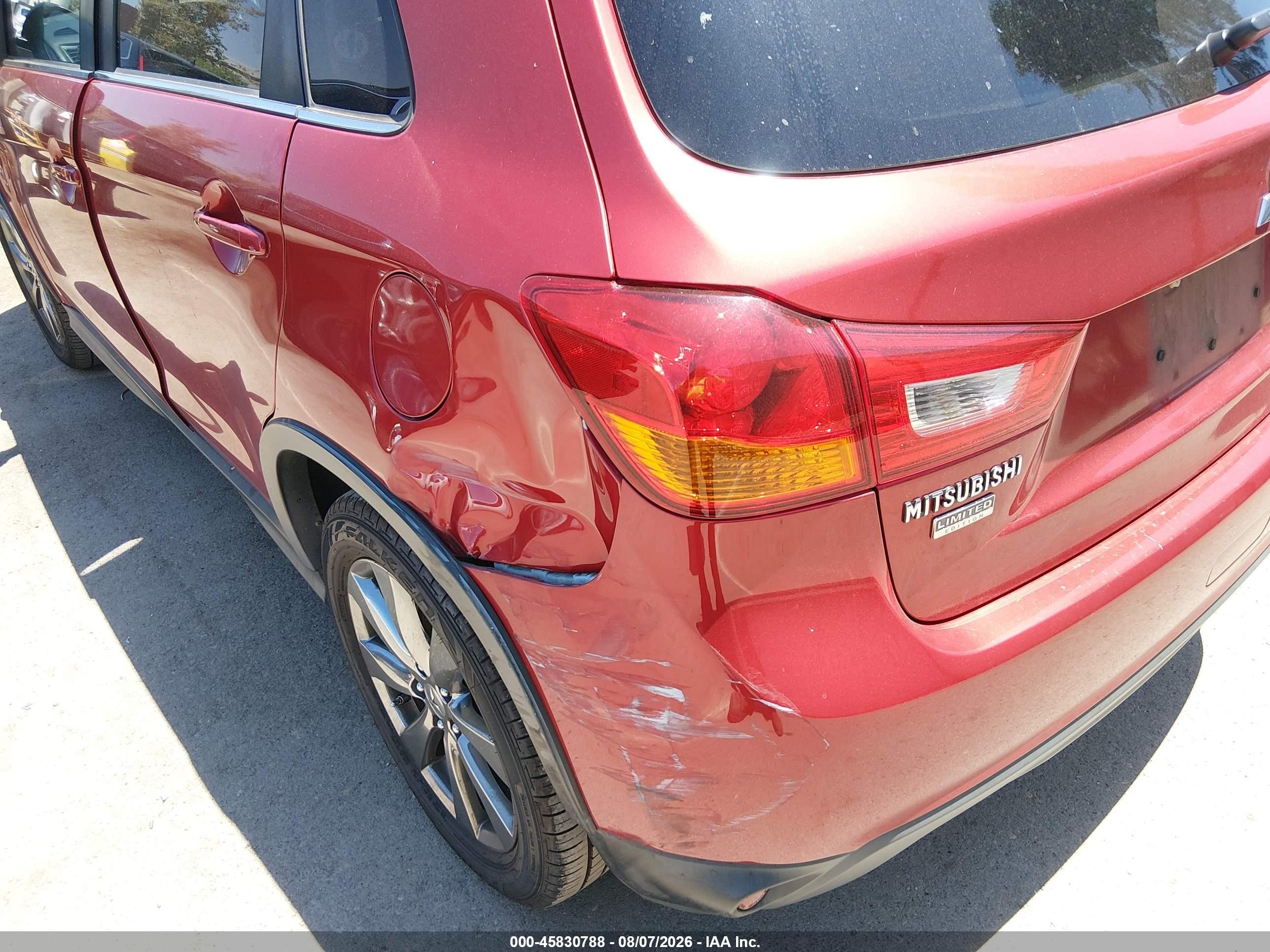 2013 Mitsubishi Outlander Sport Le Red vin: 4A4AP5AU9DE021865