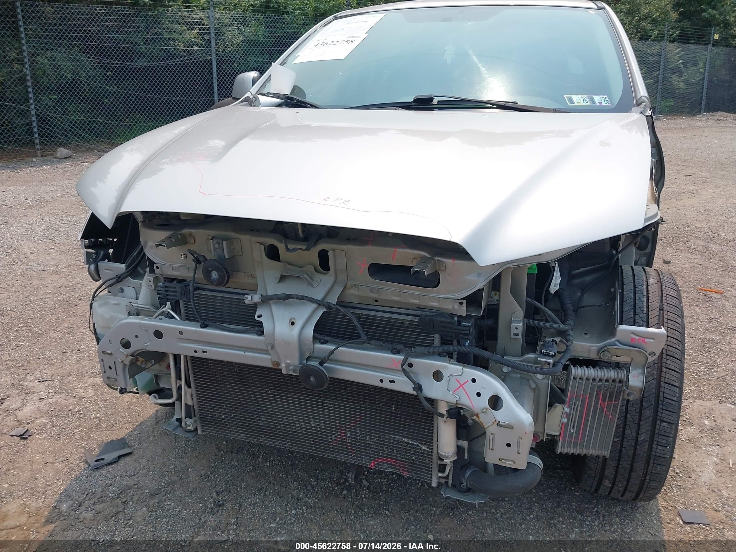 2014 Mitsubishi Outlander Sport Es Серебряный vin: 4A4AR3AU0EE030129