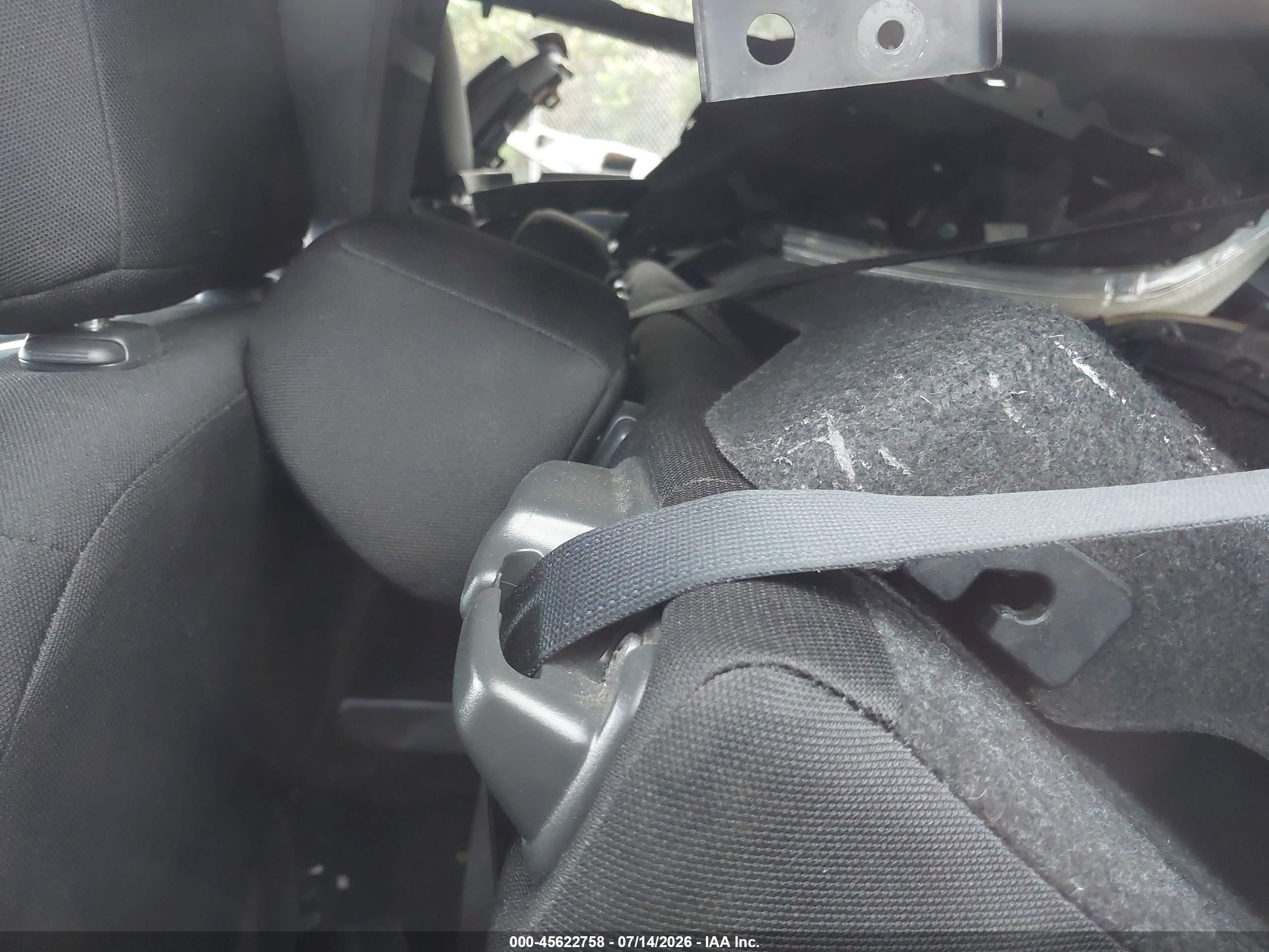 2014 Mitsubishi Outlander Sport Es Серебряный vin: 4A4AR3AU0EE030129