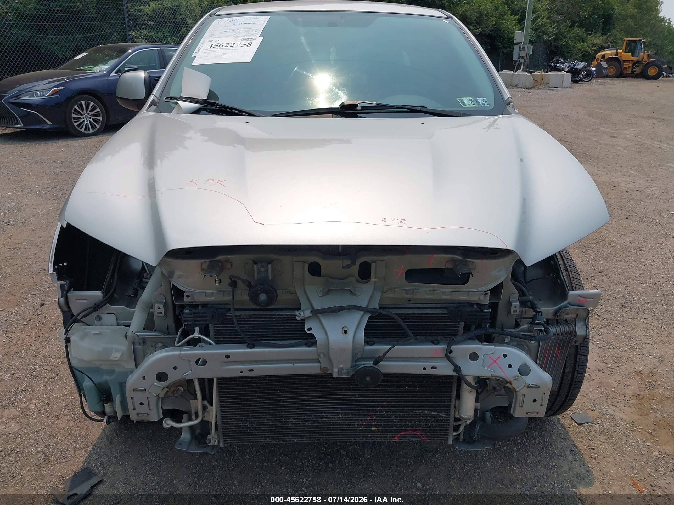 2014 Mitsubishi Outlander Sport Es Серебряный vin: 4A4AR3AU0EE030129
