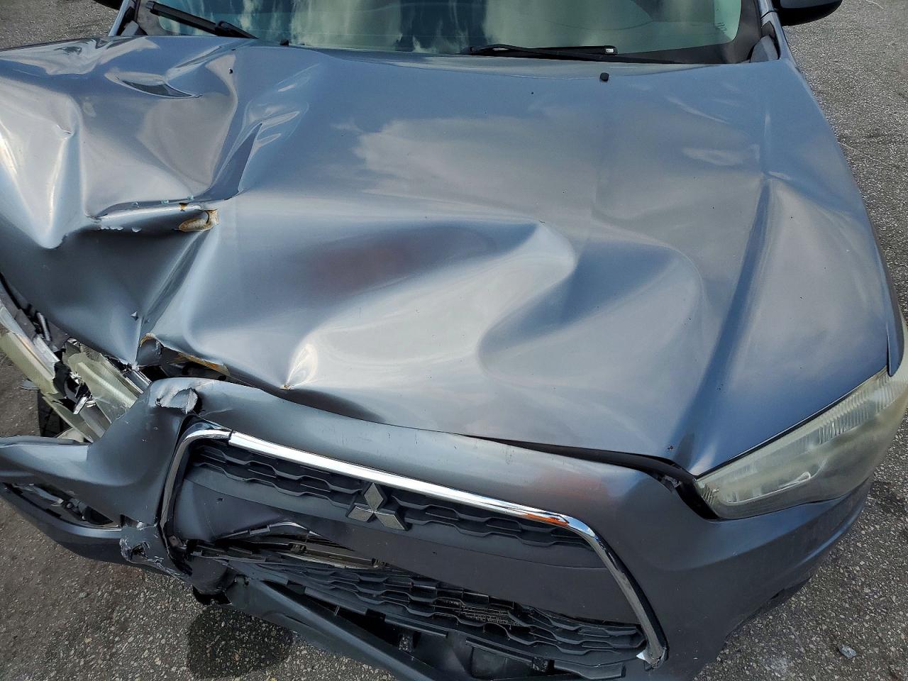 2015 Mitsubishi Outlander Sport Es Silver vin: 4A4AR3AU0FE013221