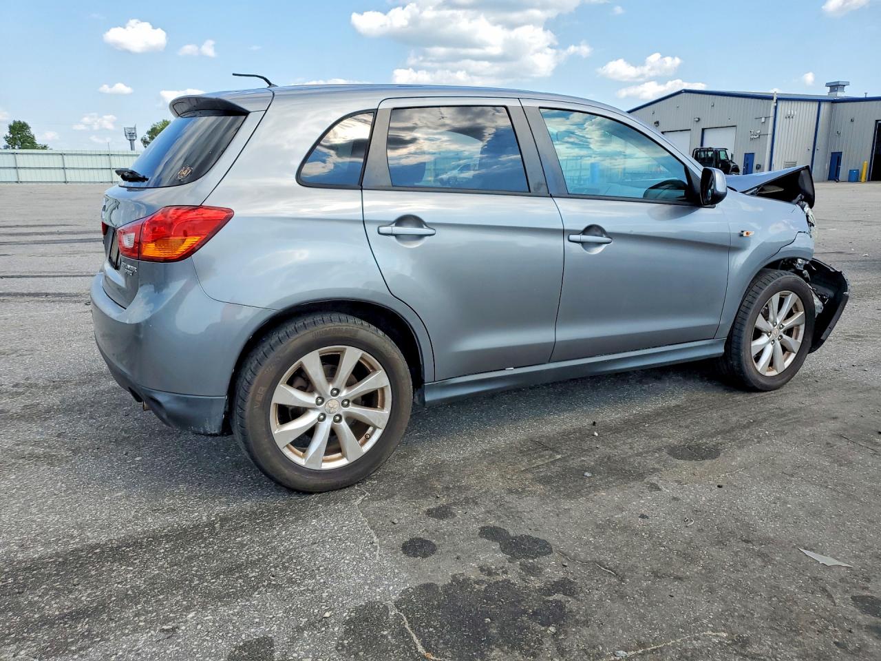 2015 Mitsubishi Outlander Sport Es Silver vin: 4A4AR3AU0FE013221