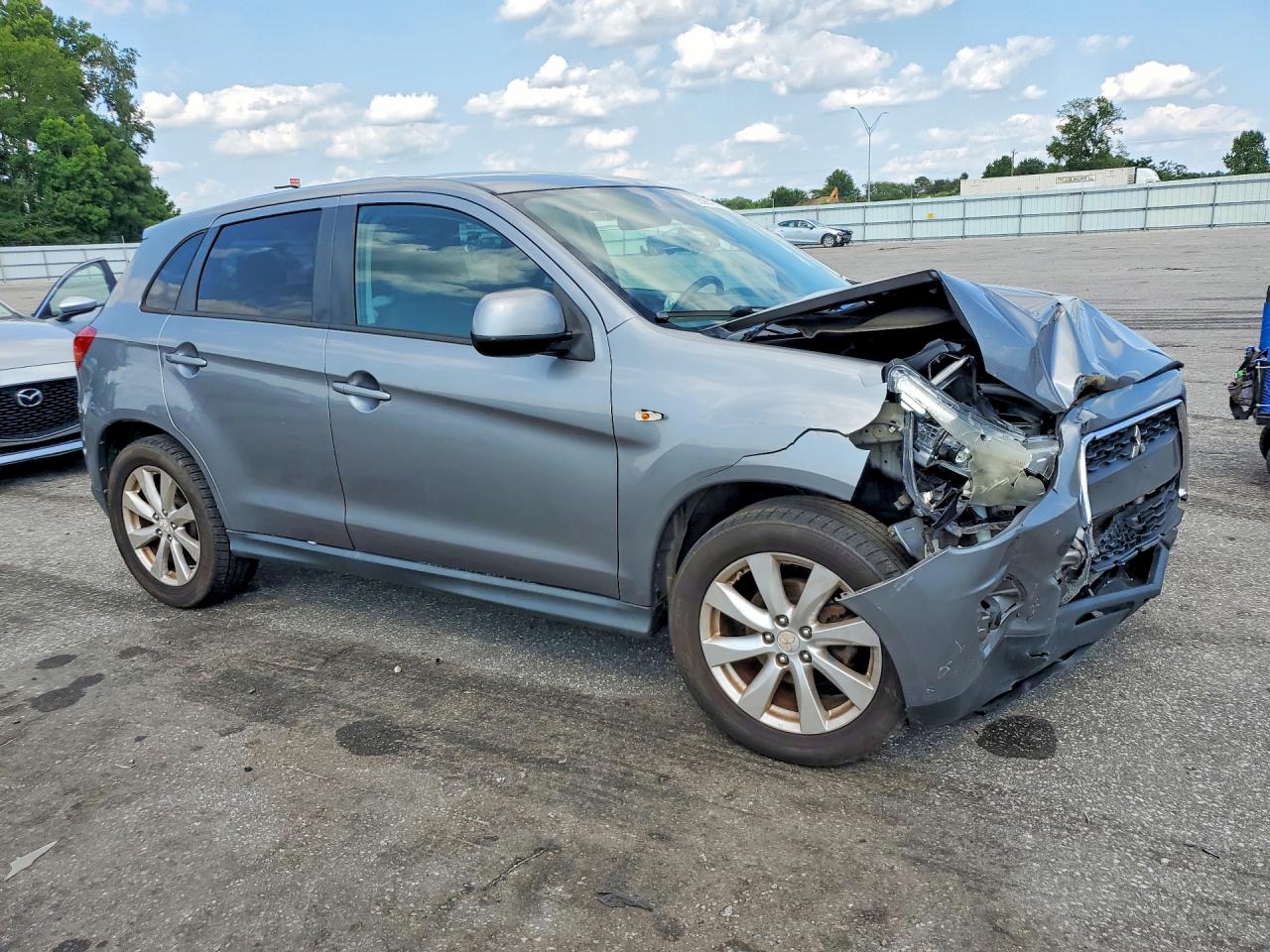 2015 Mitsubishi Outlander Sport Es Silver vin: 4A4AR3AU0FE013221