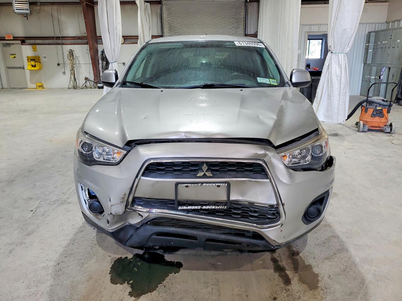 2015 Mitsubishi Outlander Sport Es Silver vin: 4A4AR3AU0FE060295
