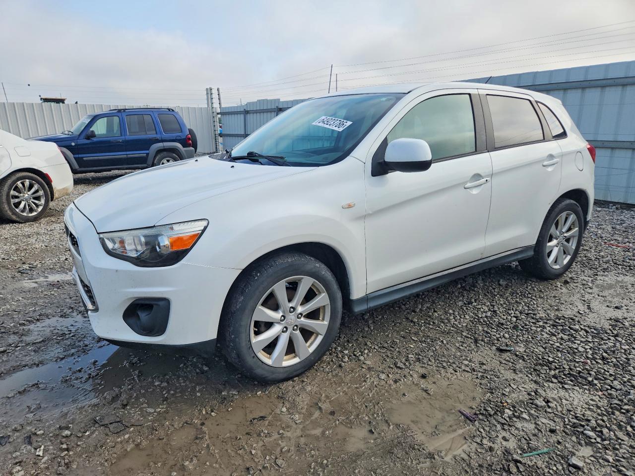 2015 Mitsubishi Outlander Sport Es White vin: 4A4AR3AU2FE020431