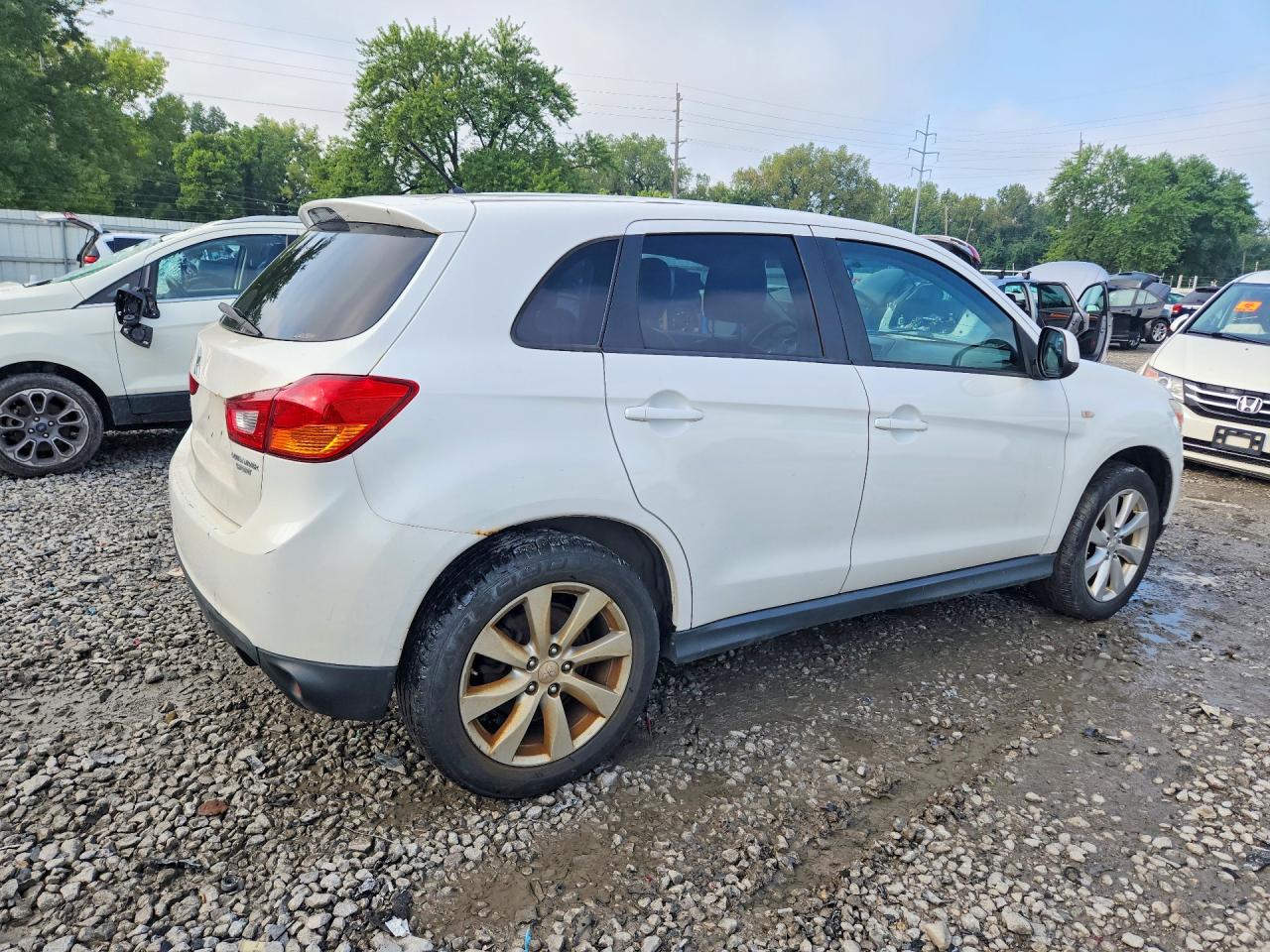 2015 Mitsubishi Outlander Sport Es White vin: 4A4AR3AU2FE020431