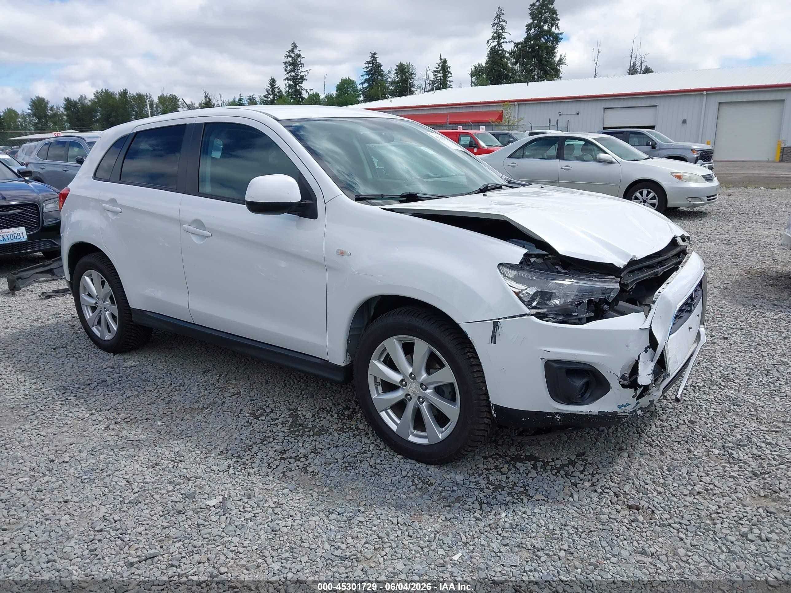 2015 Mitsubishi Outlander Sport Es White vin: 4A4AR3AU3FE015903