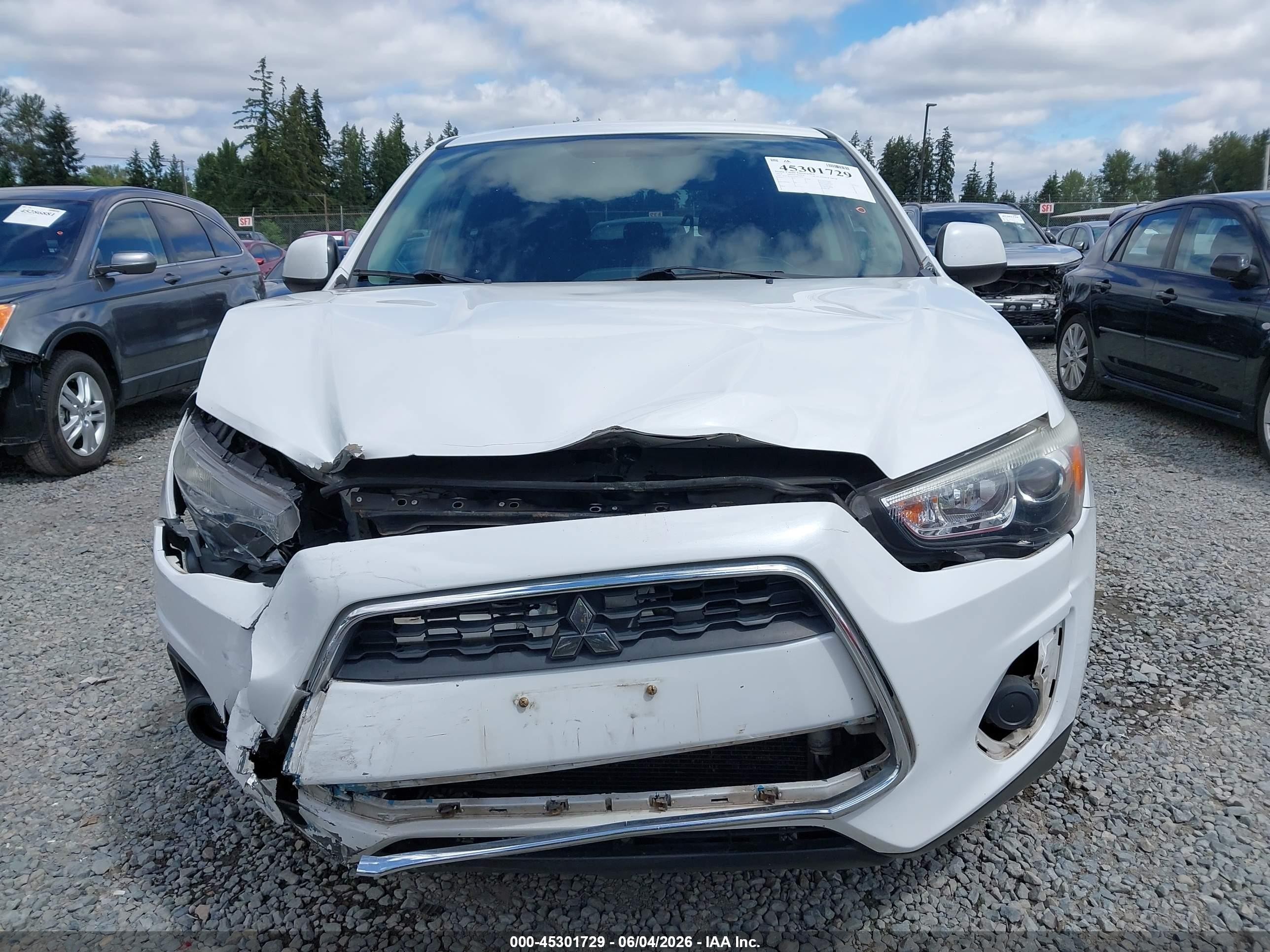2015 Mitsubishi Outlander Sport Es White vin: 4A4AR3AU3FE015903