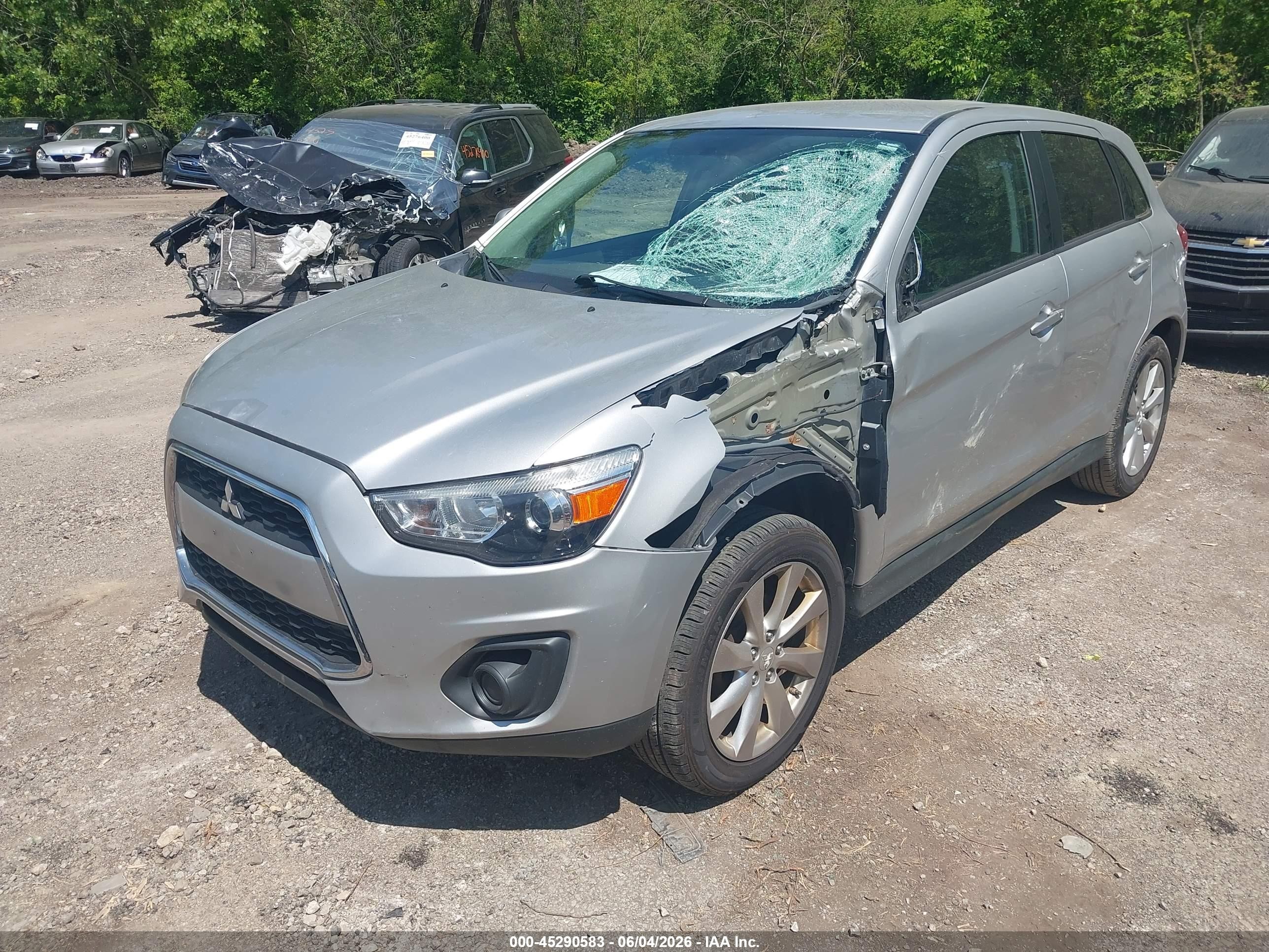 2015 Mitsubishi Outlander Sport Es Серебряный vin: 4A4AR3AU3FE016534