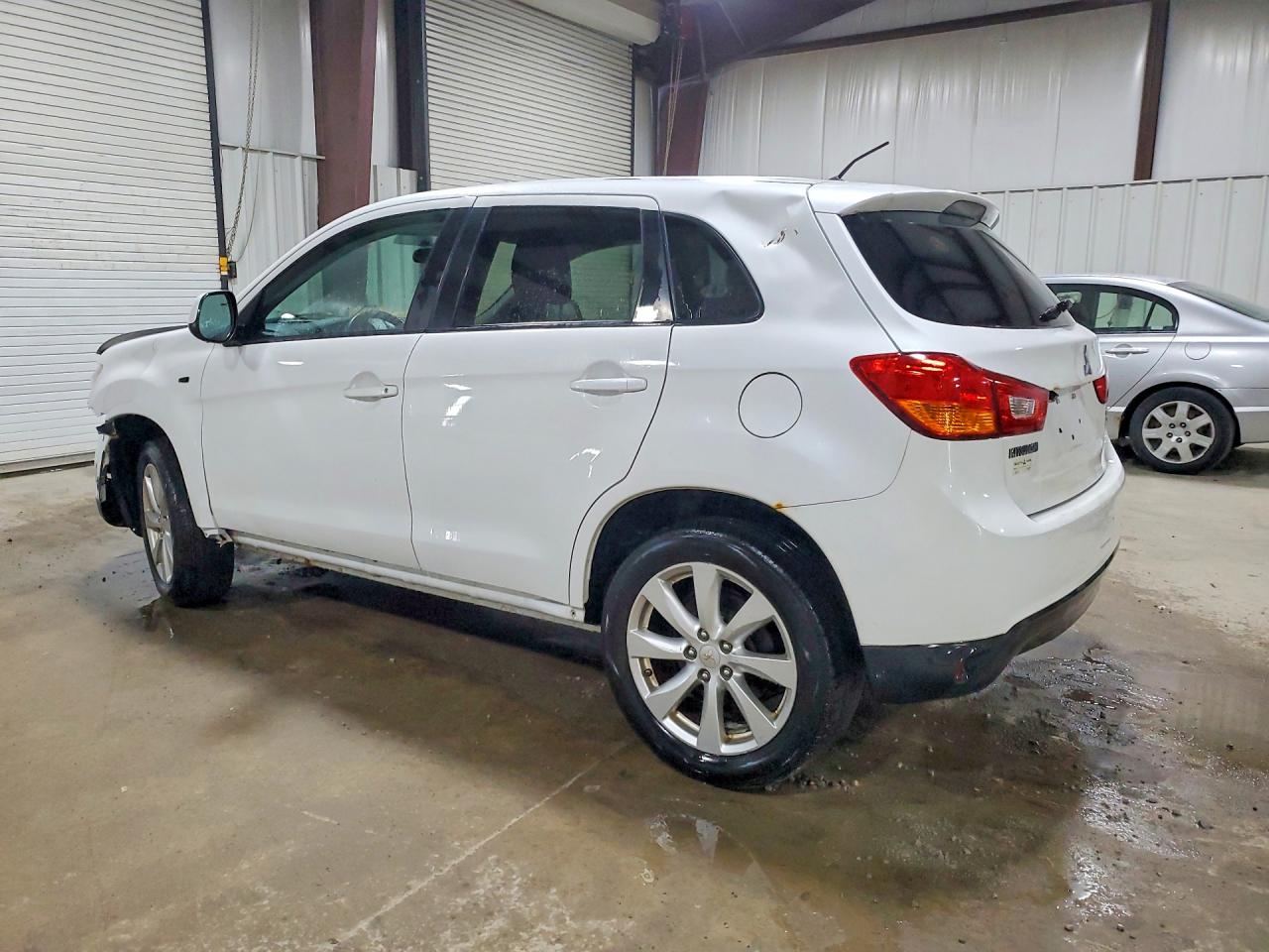 2015 Mitsubishi Outlander Sport Es White vin: 4A4AR3AU3FE027467