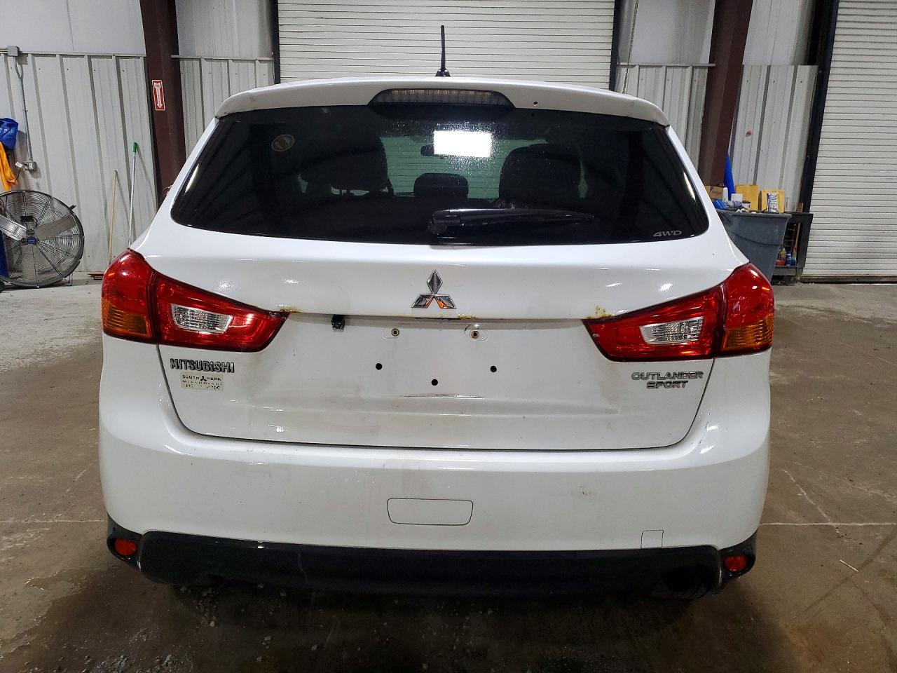 2015 Mitsubishi Outlander Sport Es White vin: 4A4AR3AU3FE027467