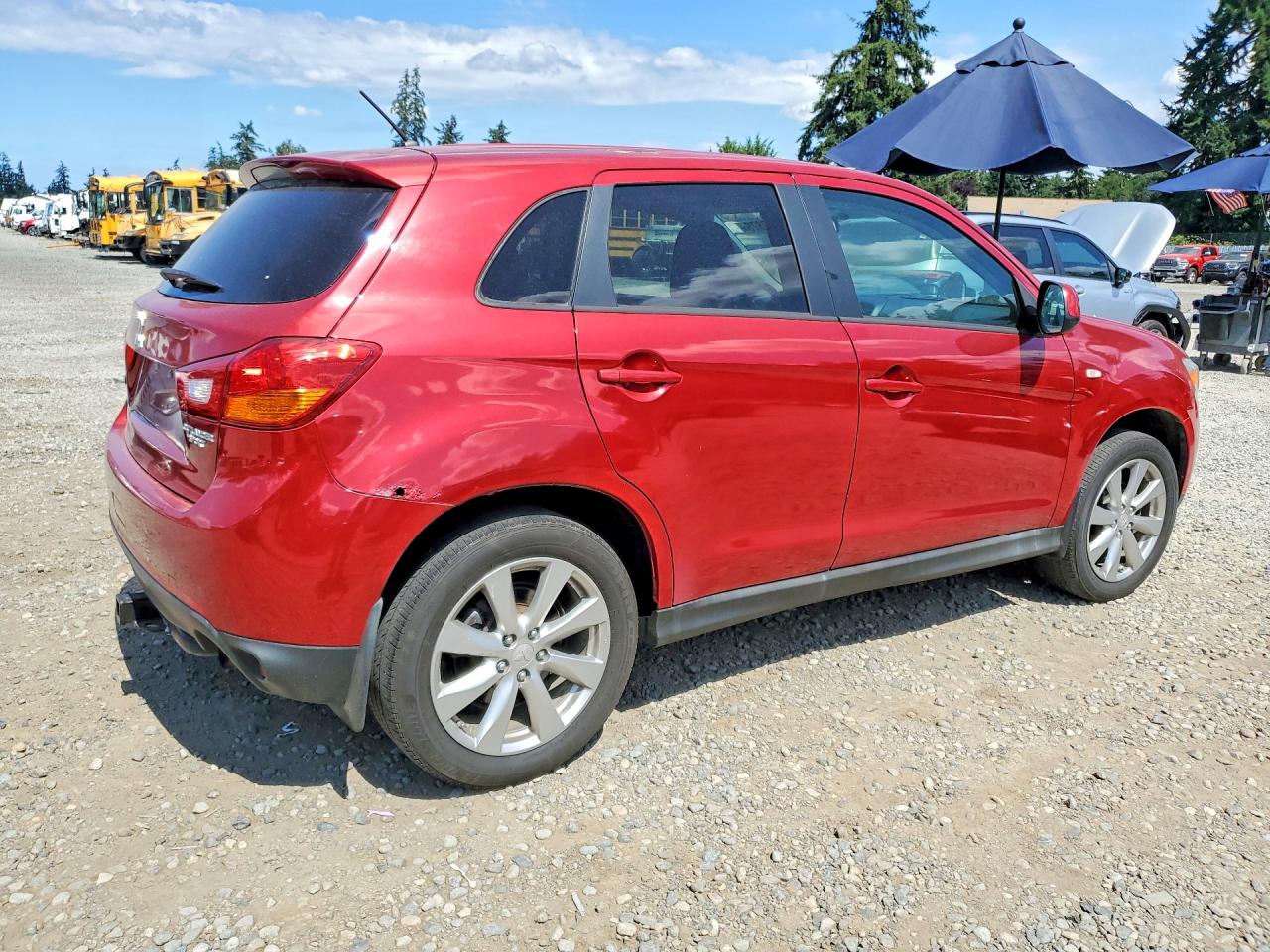 2015 Mitsubishi Outlander Sport Es Красный vin: 4A4AR3AU3FE054121