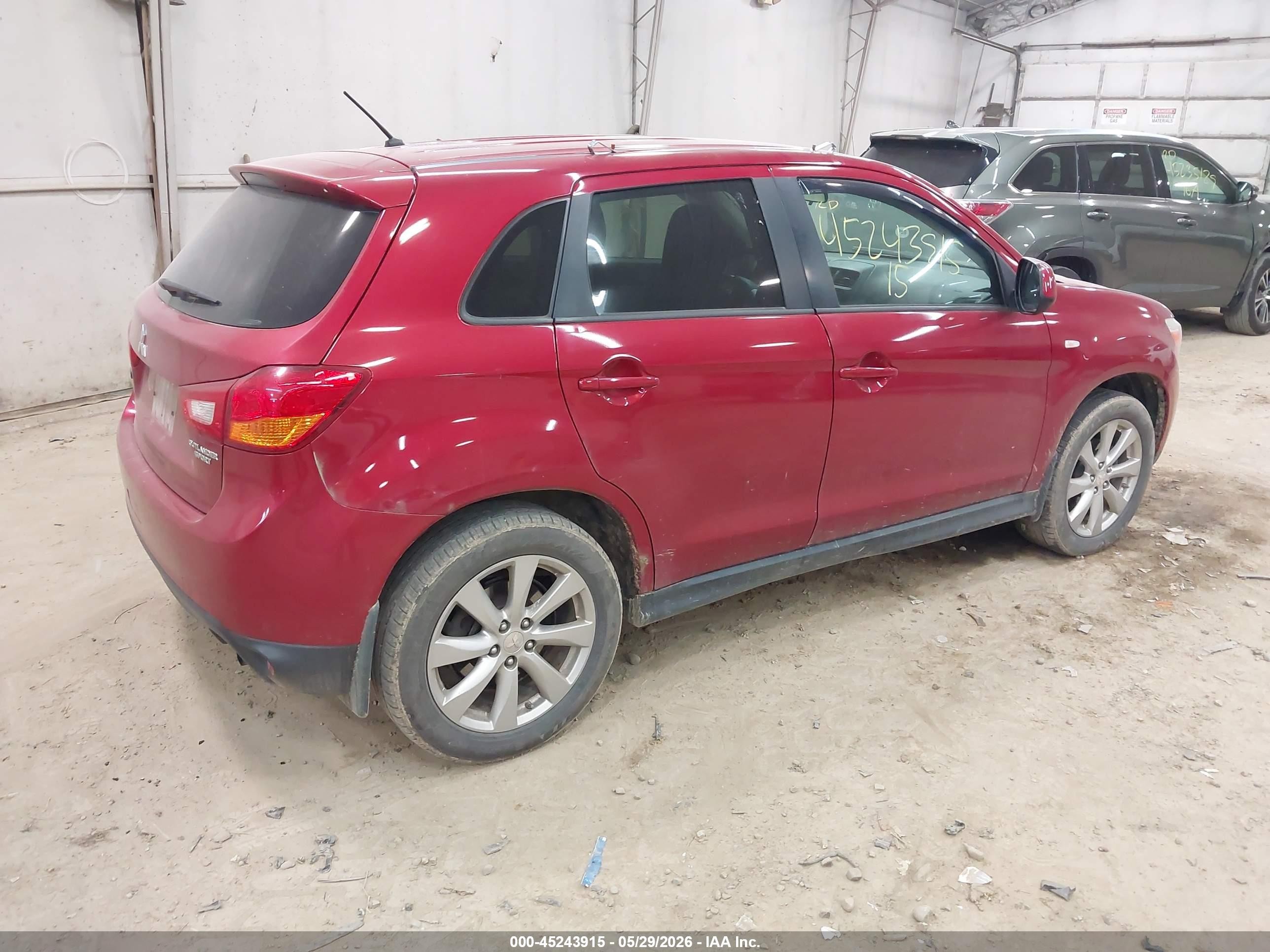2015 Mitsubishi Outlander Sport Es Red vin: 4A4AR3AU4FE054080
