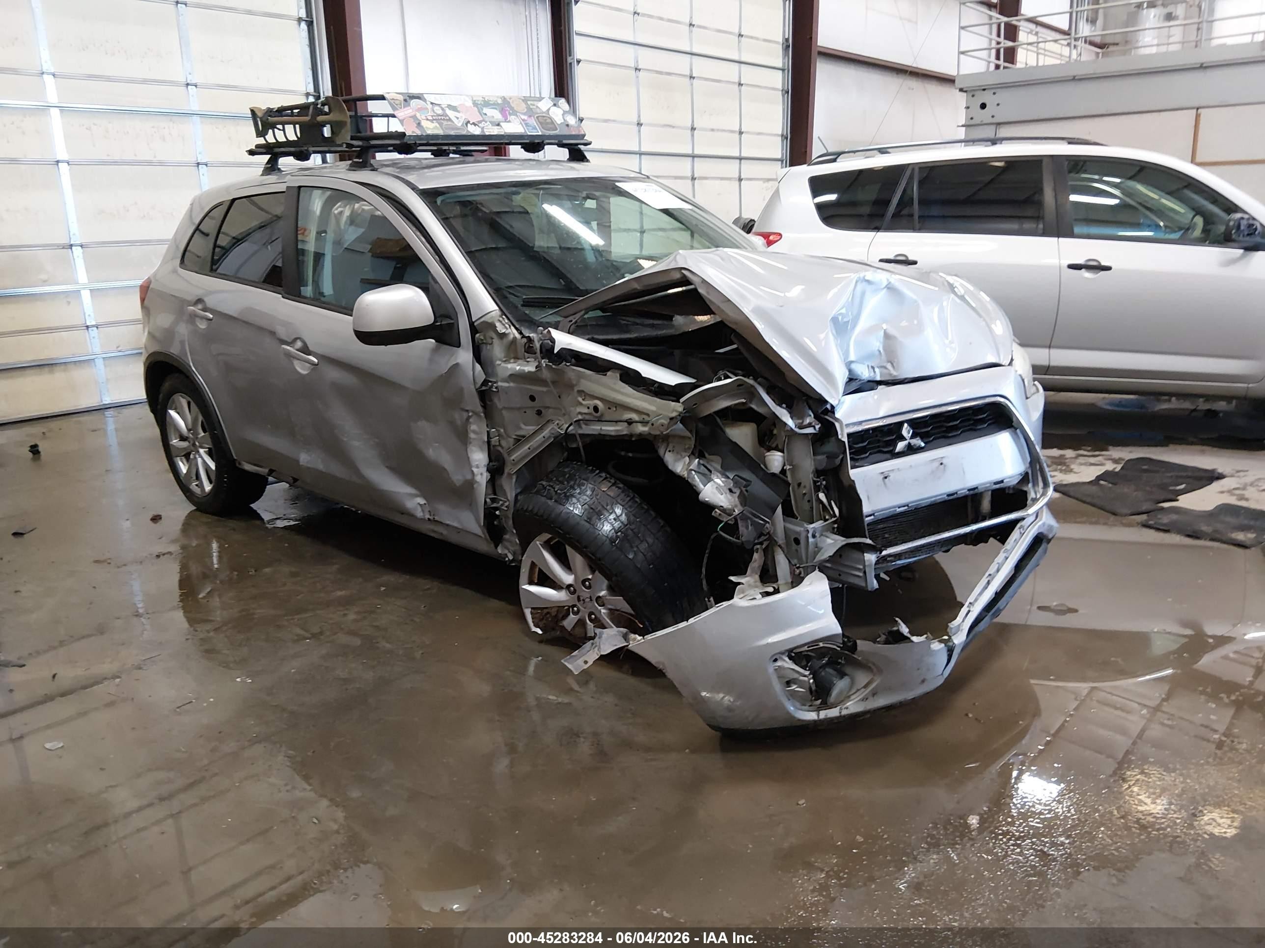 2015 Mitsubishi Outlander Sport Es Silver vin: 4A4AR3AU4FE062003
