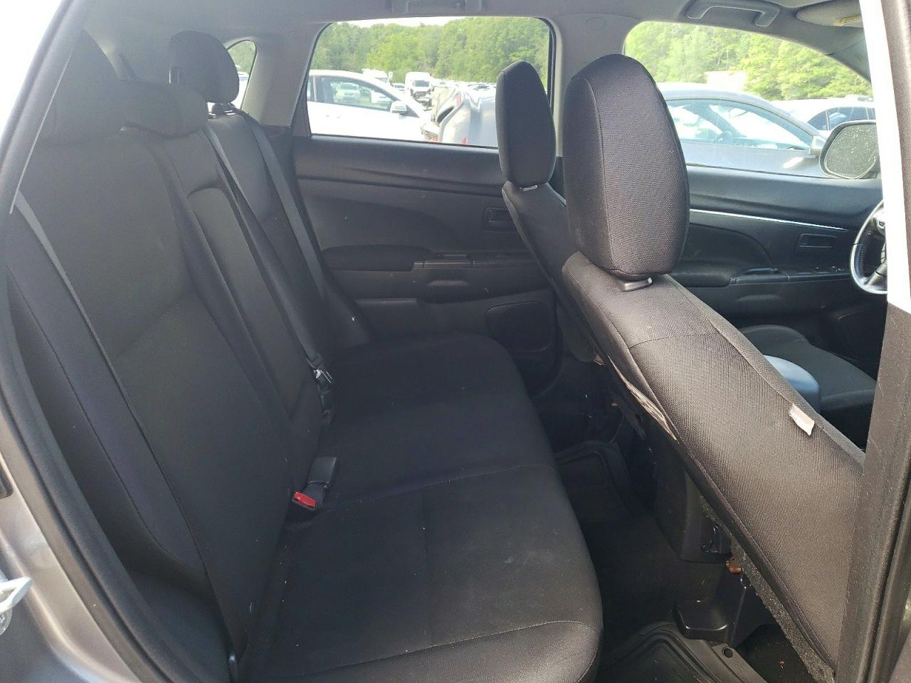 2013 Mitsubishi Outlander Sport Es Silver vin: 4A4AR3AU5DE022980