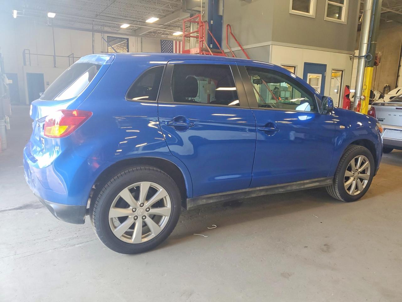2015 Mitsubishi Outlander Sport Es Blue vin: 4A4AR3AU5FE052645
