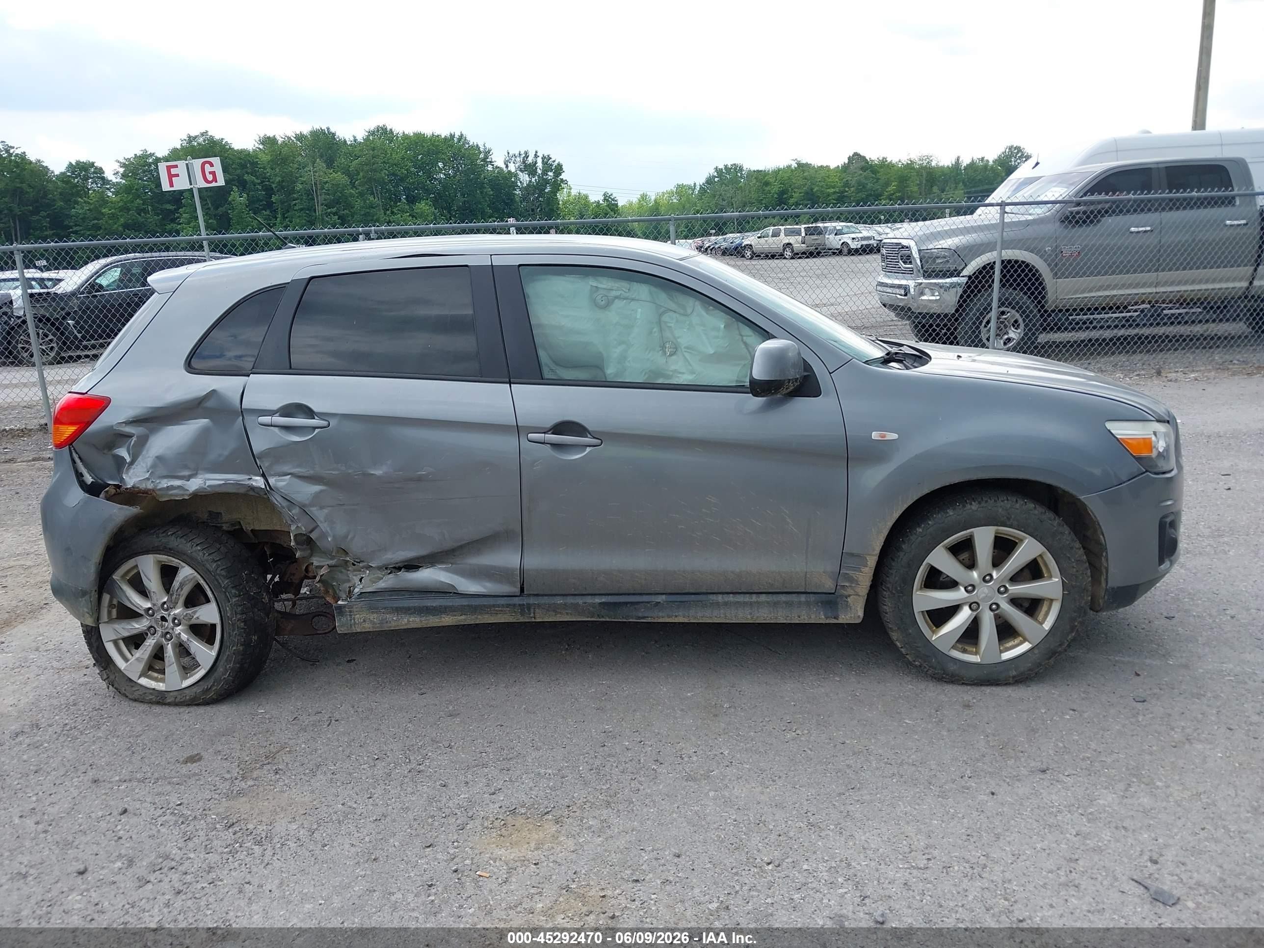 2015 Mitsubishi Outlander Sport Es Gray vin: 4A4AR3AU6FE008461