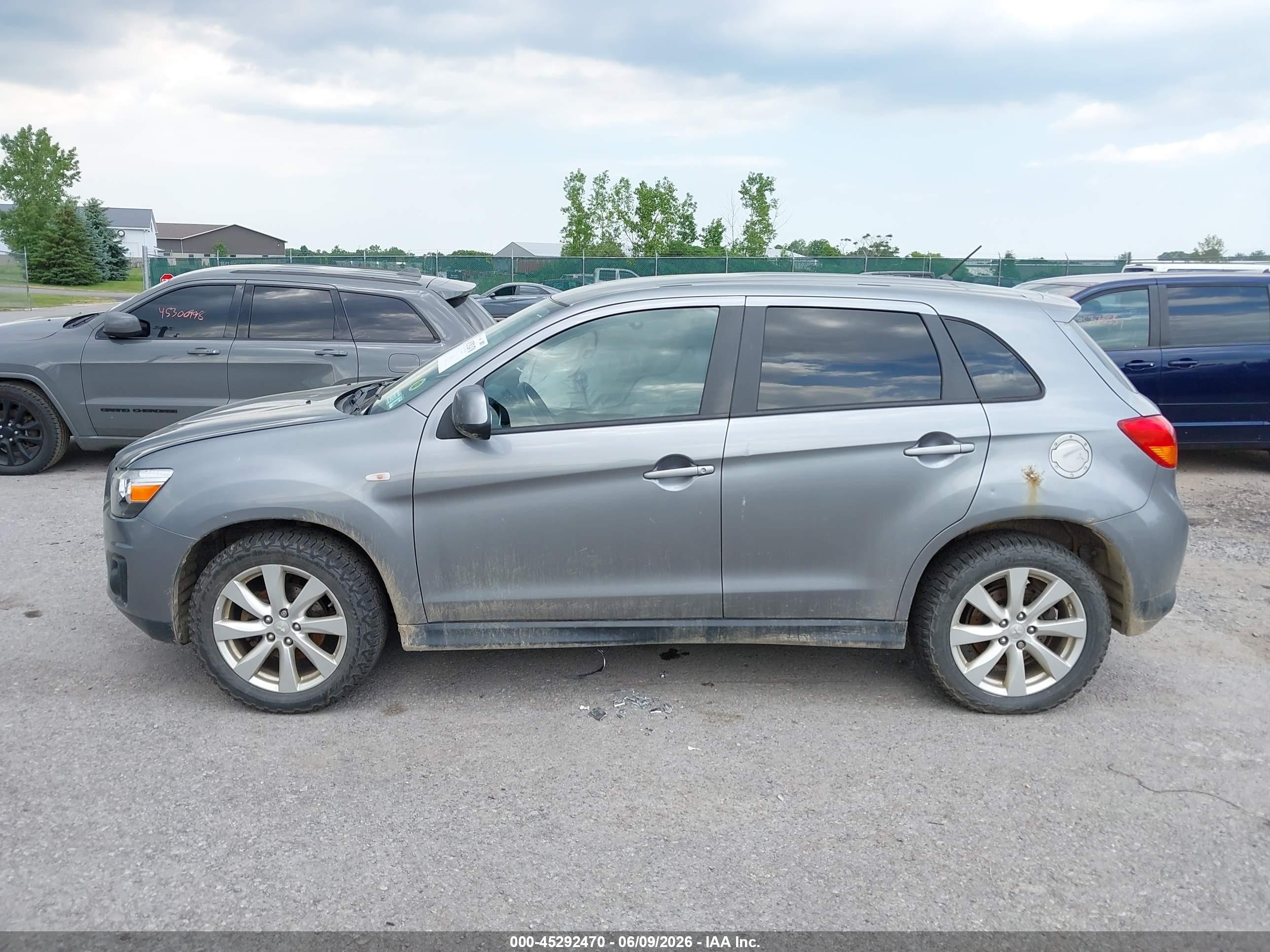 2015 Mitsubishi Outlander Sport Es Gray vin: 4A4AR3AU6FE008461