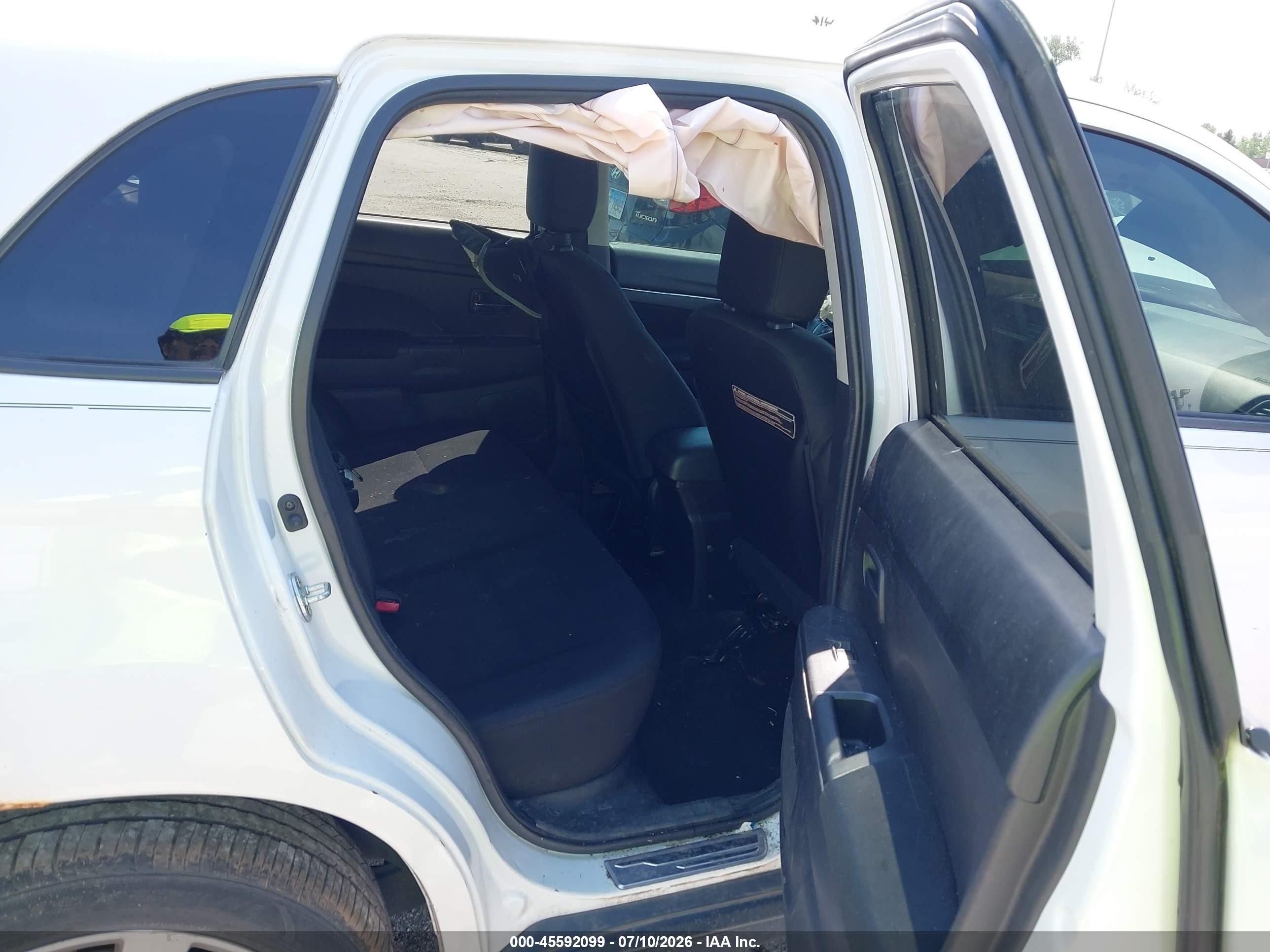2015 Mitsubishi Outlander Sport Es White vin: 4A4AR3AU6FE026054