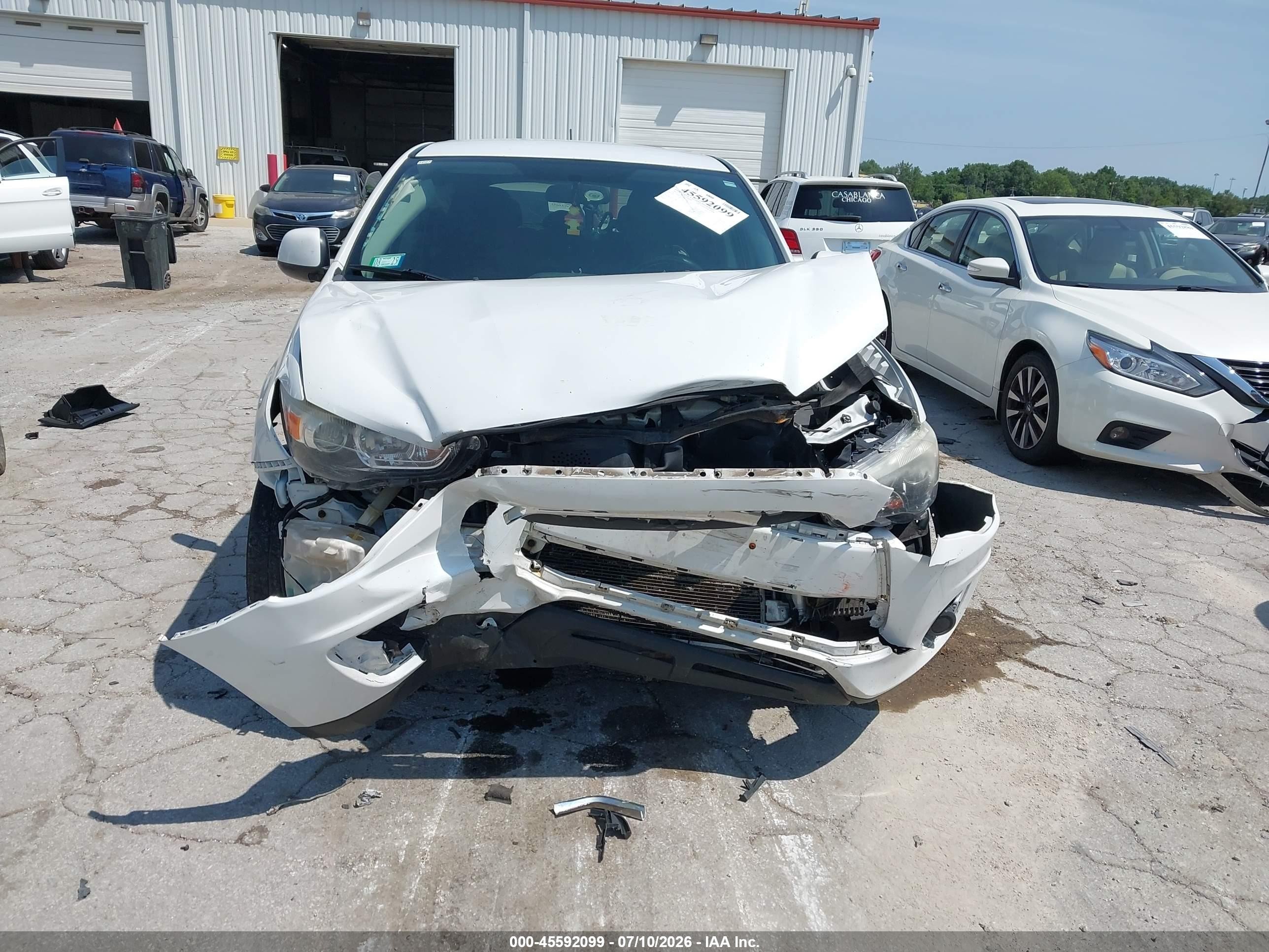 2015 Mitsubishi Outlander Sport Es White vin: 4A4AR3AU6FE026054