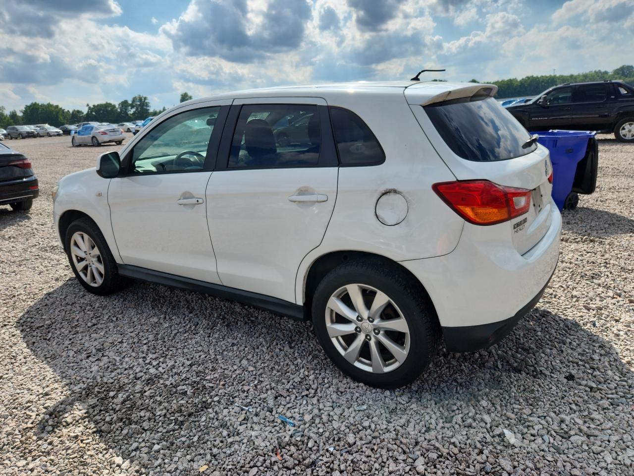 2015 Mitsubishi Outlander Sport Es White vin: 4A4AR3AU6FE041931