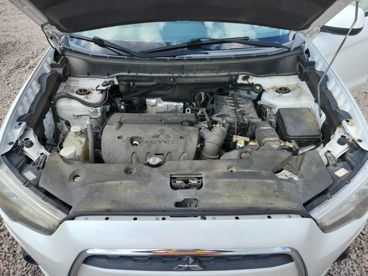 2015 Mitsubishi Outlander Sport Es White vin: 4A4AR3AU6FE041931