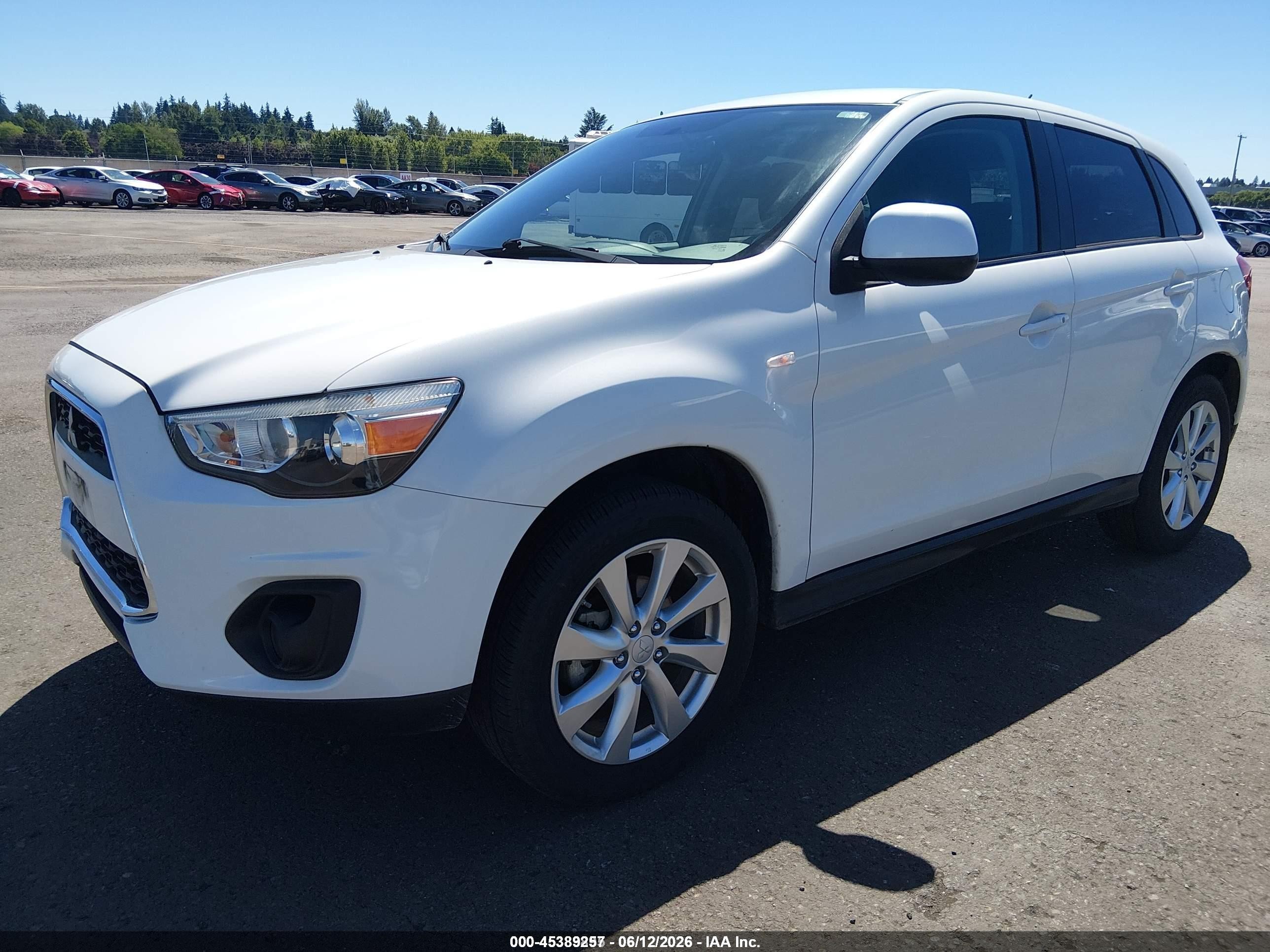 2015 Mitsubishi Outlander Sport Es White vin: 4A4AR3AU6FE044442