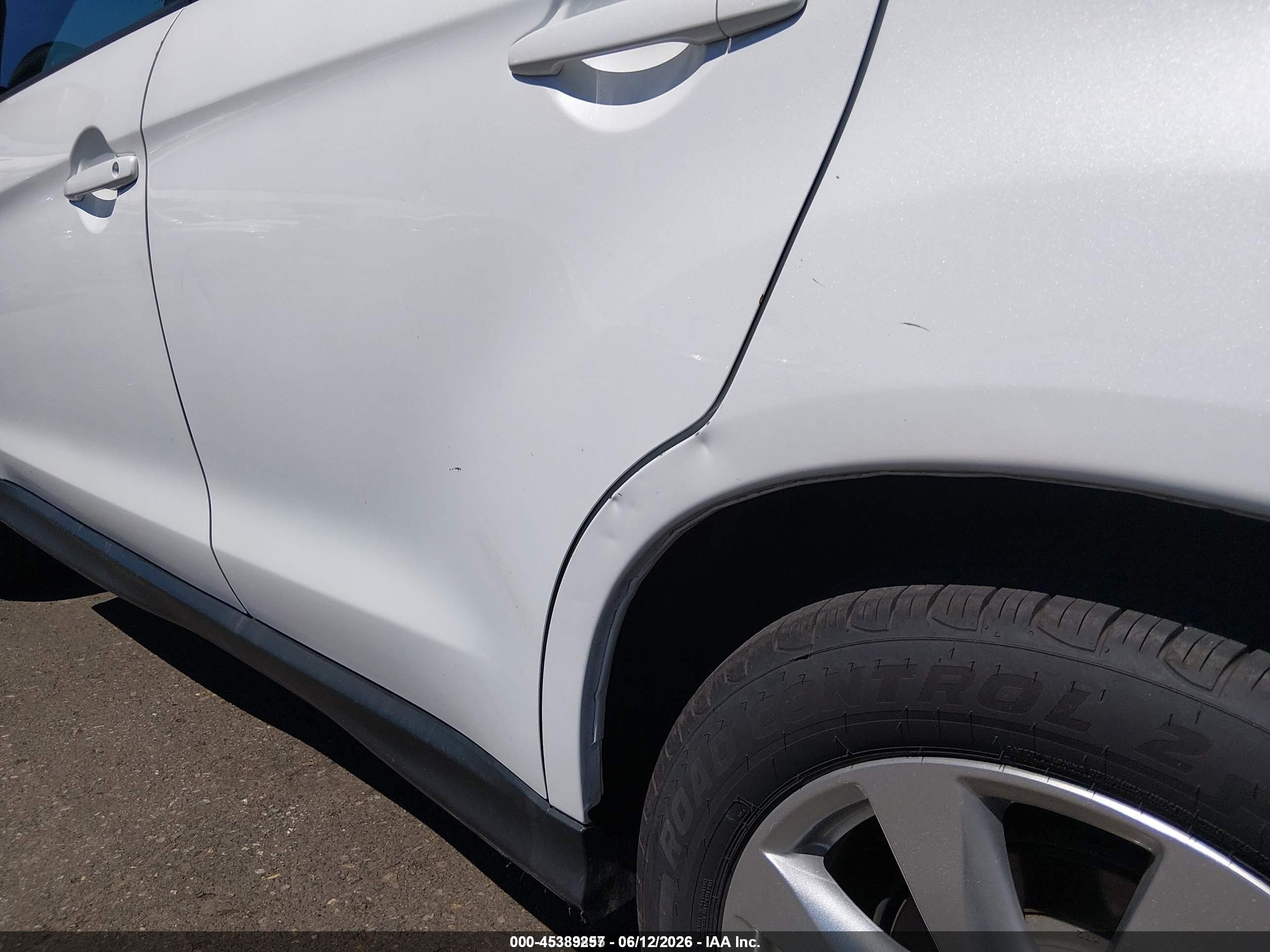 2015 Mitsubishi Outlander Sport Es White vin: 4A4AR3AU6FE044442