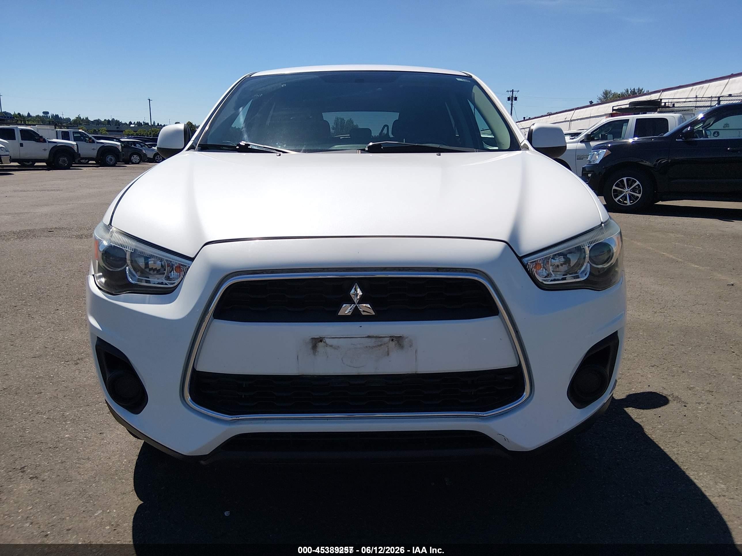 2015 Mitsubishi Outlander Sport Es White vin: 4A4AR3AU6FE044442
