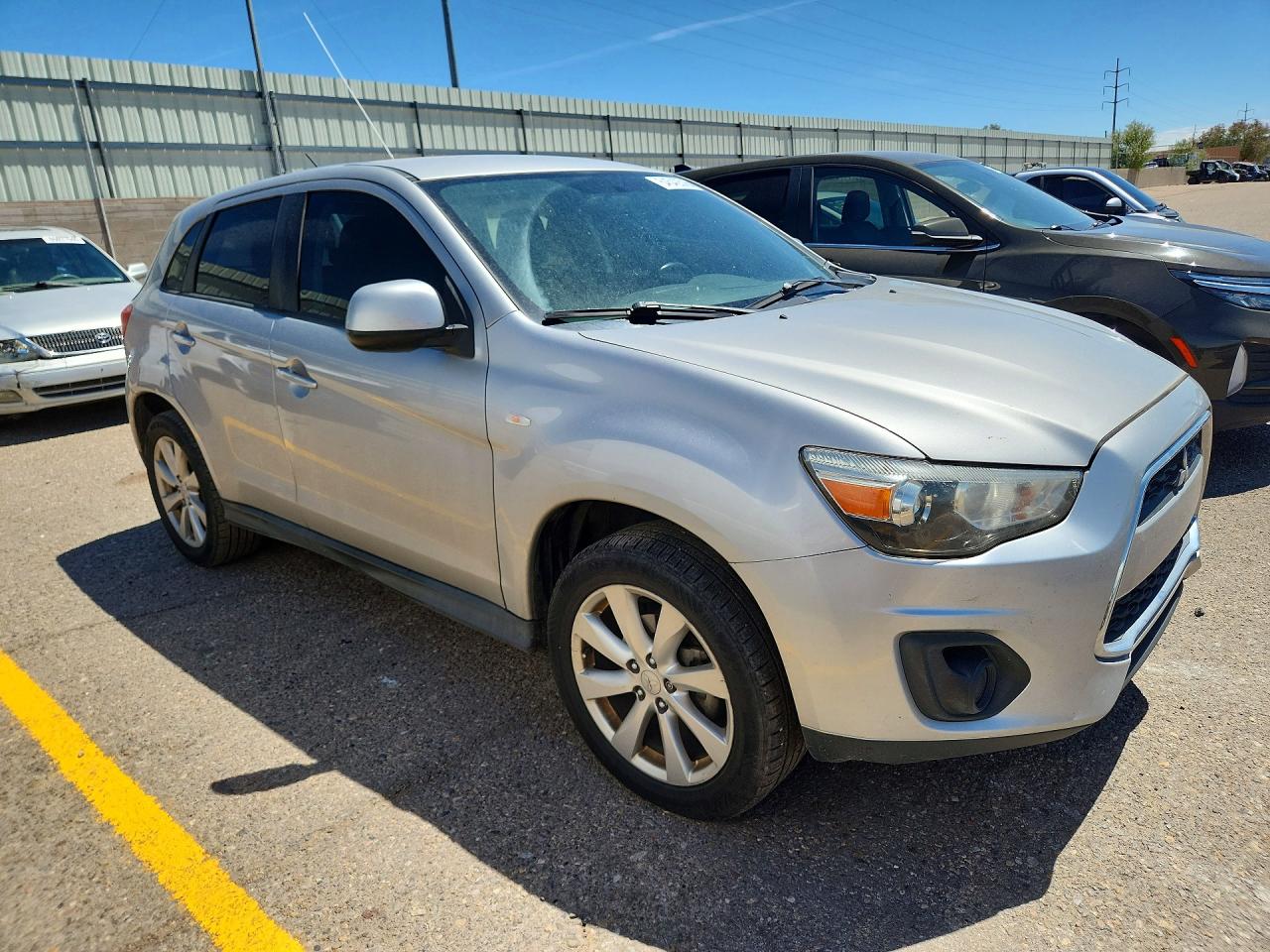 2015 Mitsubishi Outlander Sport Es Silver vin: 4A4AR3AU7FE030369