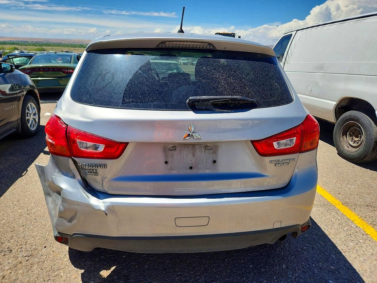 2015 Mitsubishi Outlander Sport Es Silver vin: 4A4AR3AU7FE030369