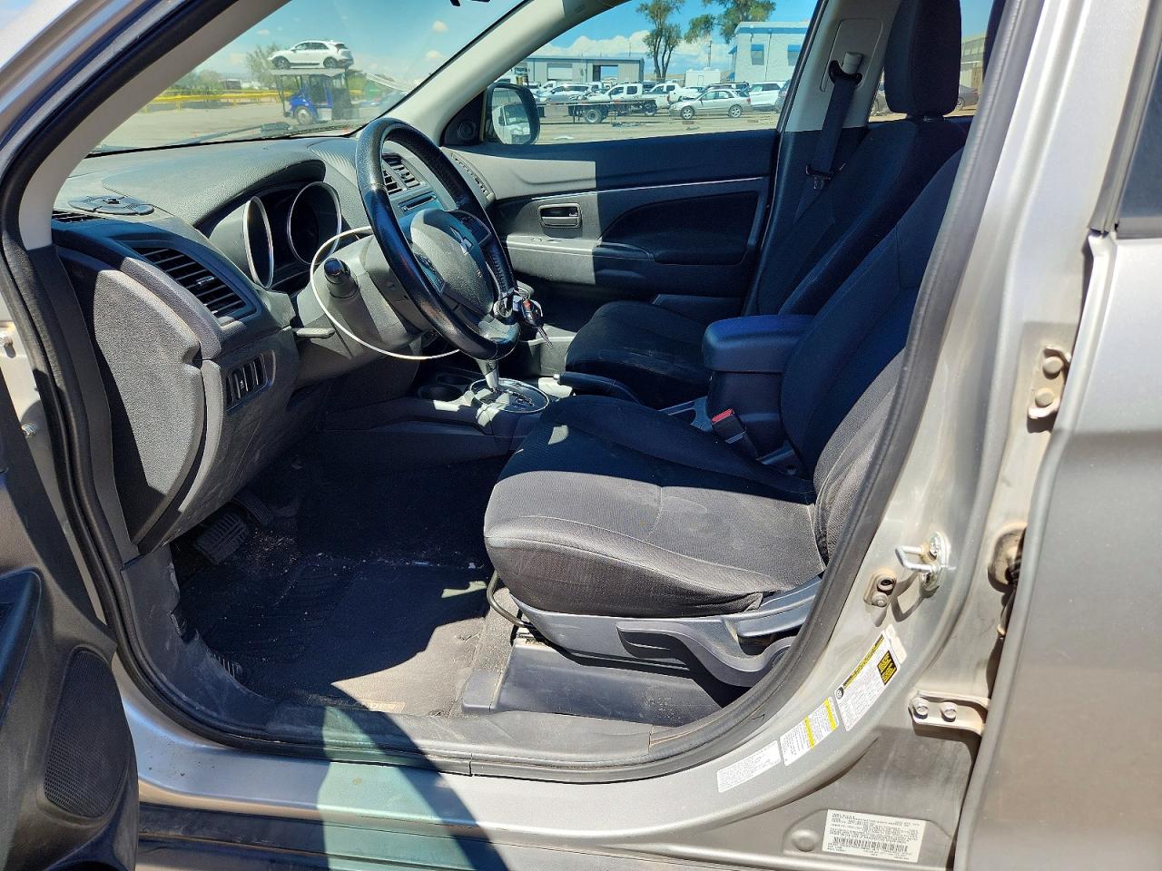 2015 Mitsubishi Outlander Sport Es Silver vin: 4A4AR3AU7FE030369