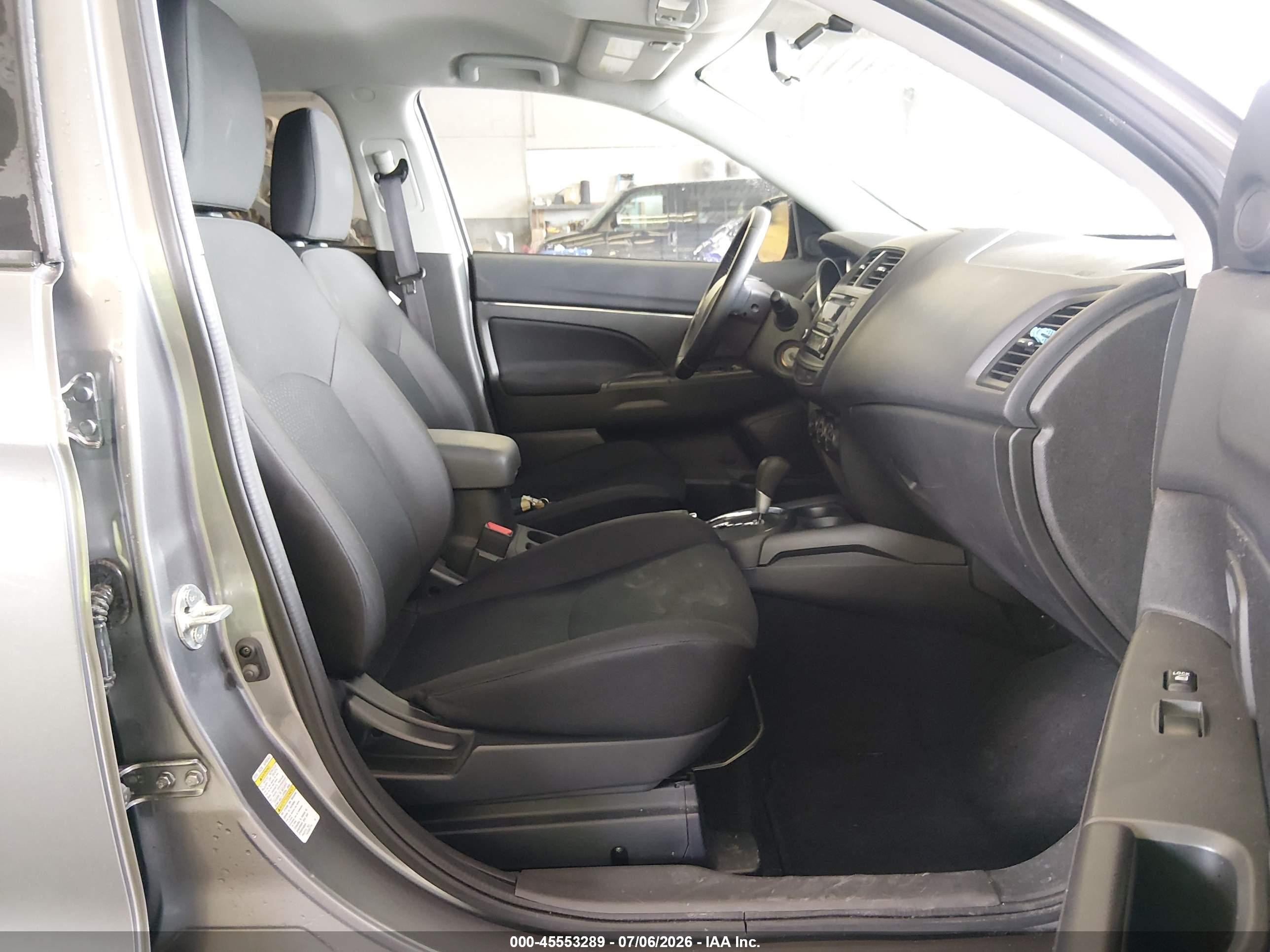 2015 Mitsubishi Outlander Sport Es Gray vin: 4A4AR3AU7FE043770