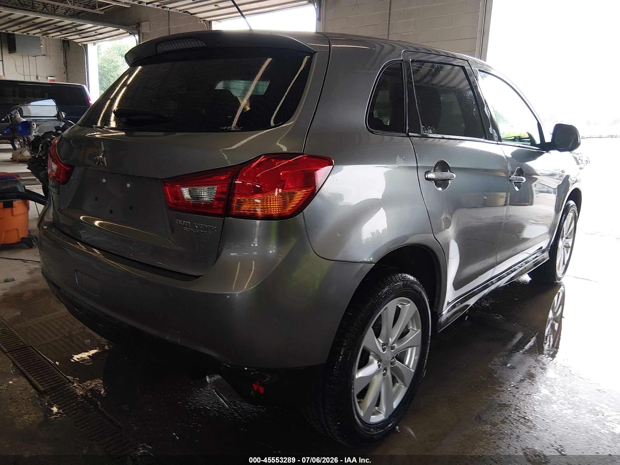 2015 Mitsubishi Outlander Sport Es Gray vin: 4A4AR3AU7FE043770