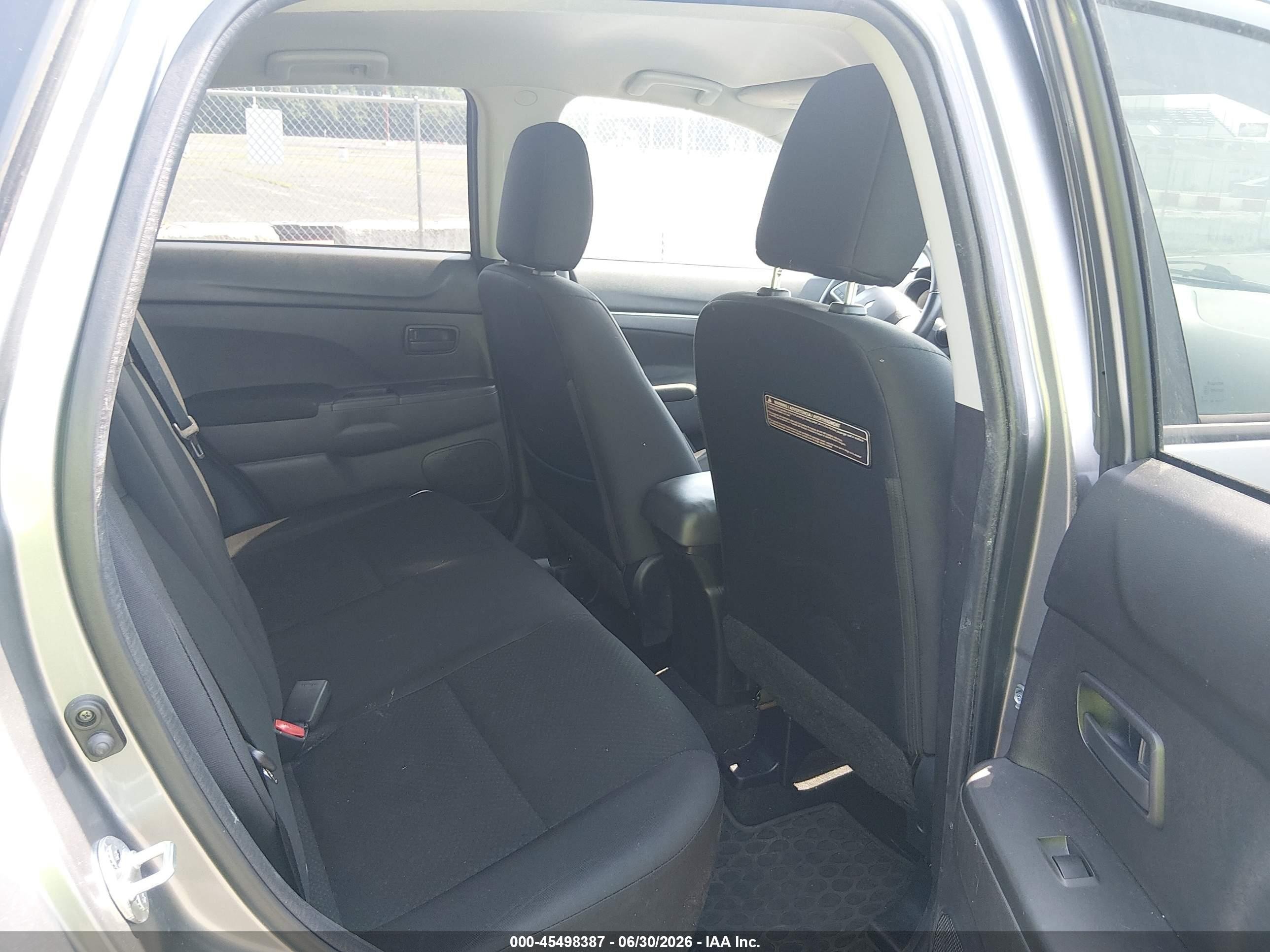 2015 Mitsubishi Outlander Sport Es Gray vin: 4A4AR3AU9FE024105