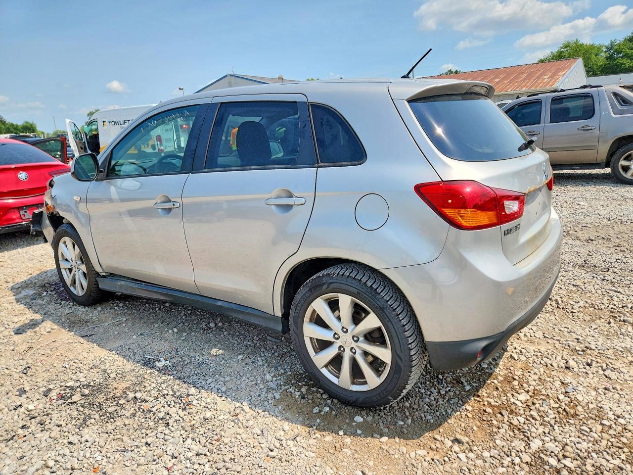 2013 Mitsubishi Outlander Sport Es Silver vin: 4A4AR3AUXDE009190
