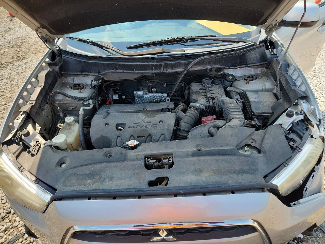 2013 Mitsubishi Outlander Sport Es Silver vin: 4A4AR3AUXDE009190